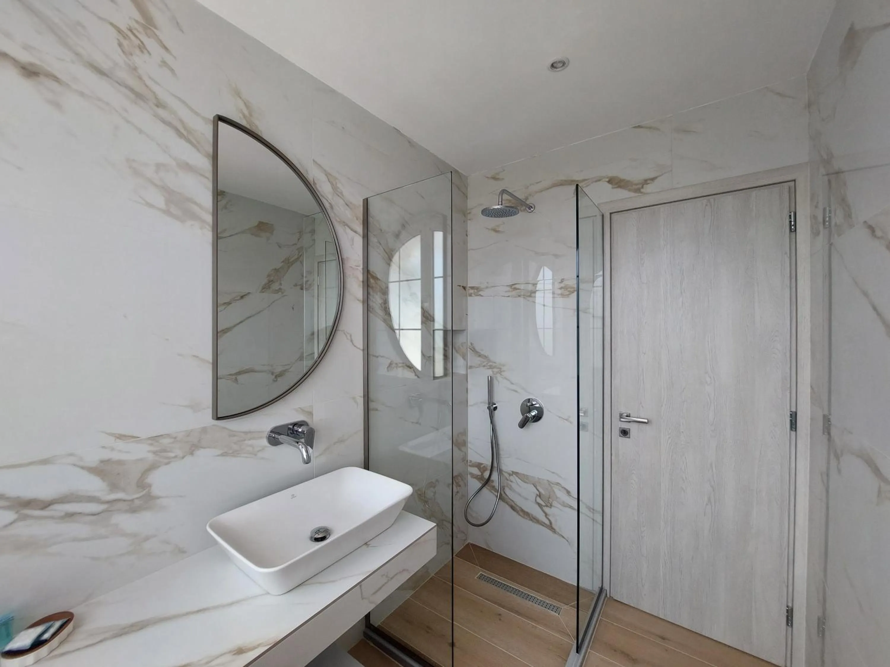 Sunflower Apartments & Studios