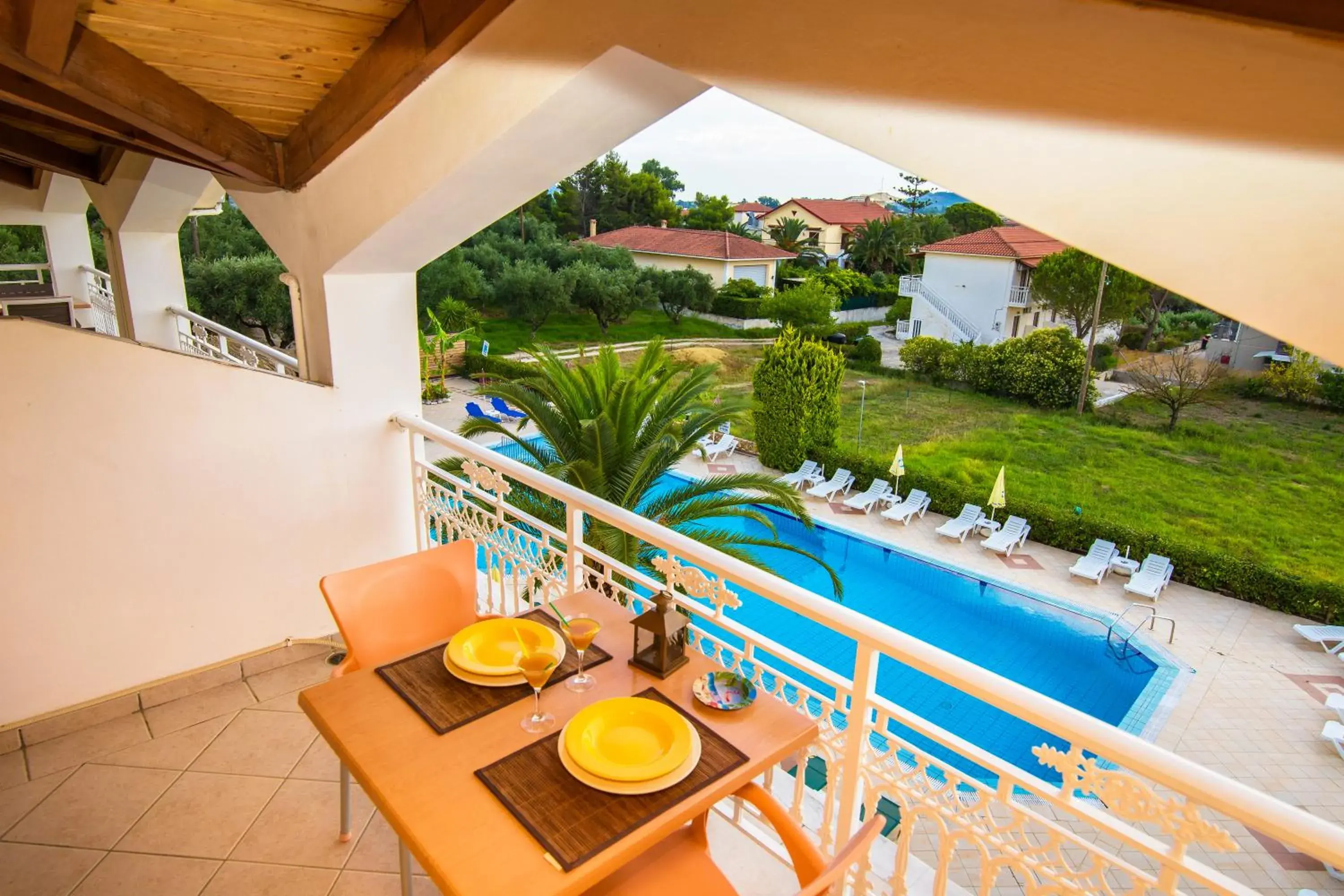 Loft Studio in Sunflower Apartments & Studios Loft Studio in Sunflower Apartments & Studios