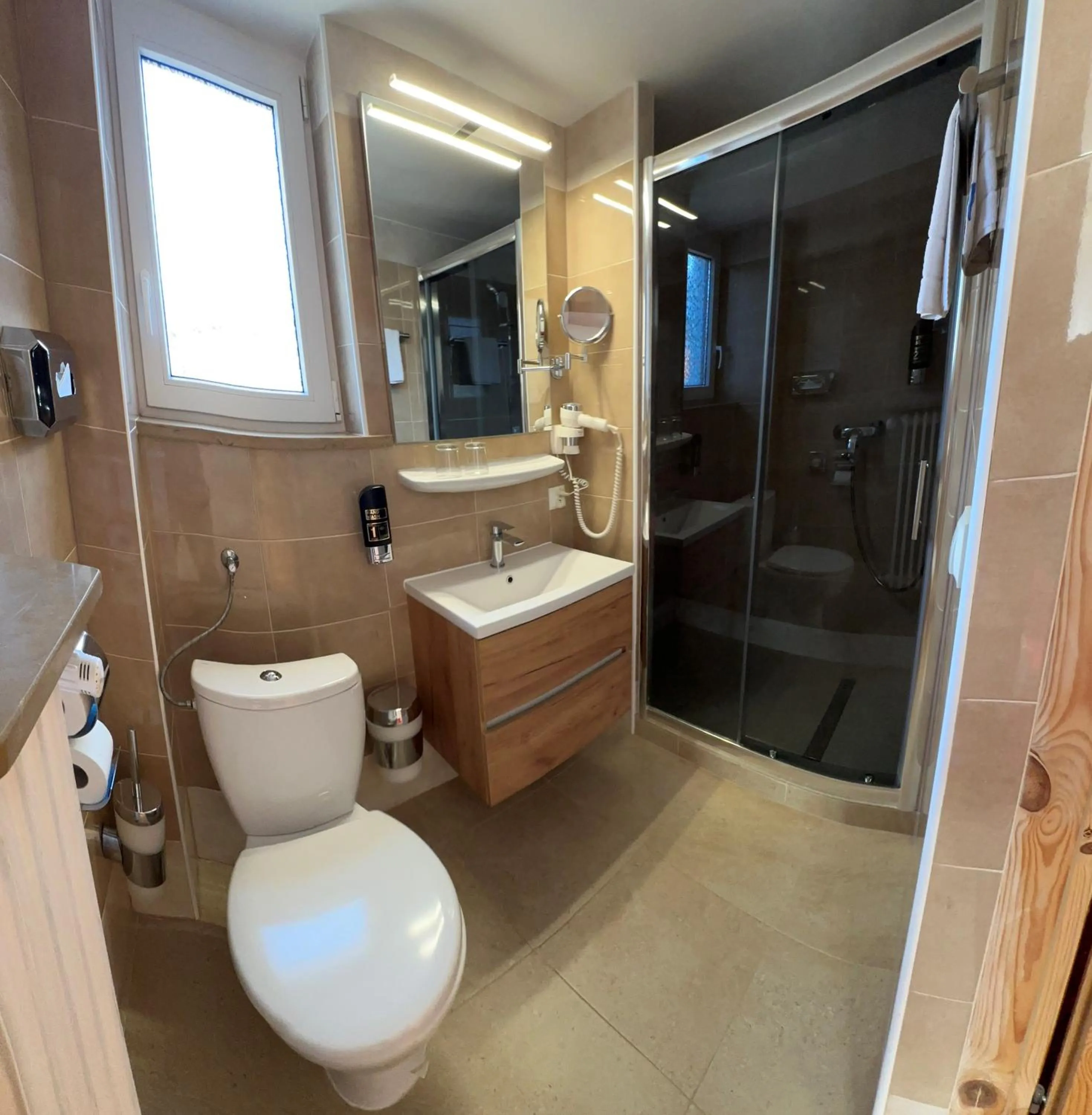 Bathroom in Hotel Gundl Alm