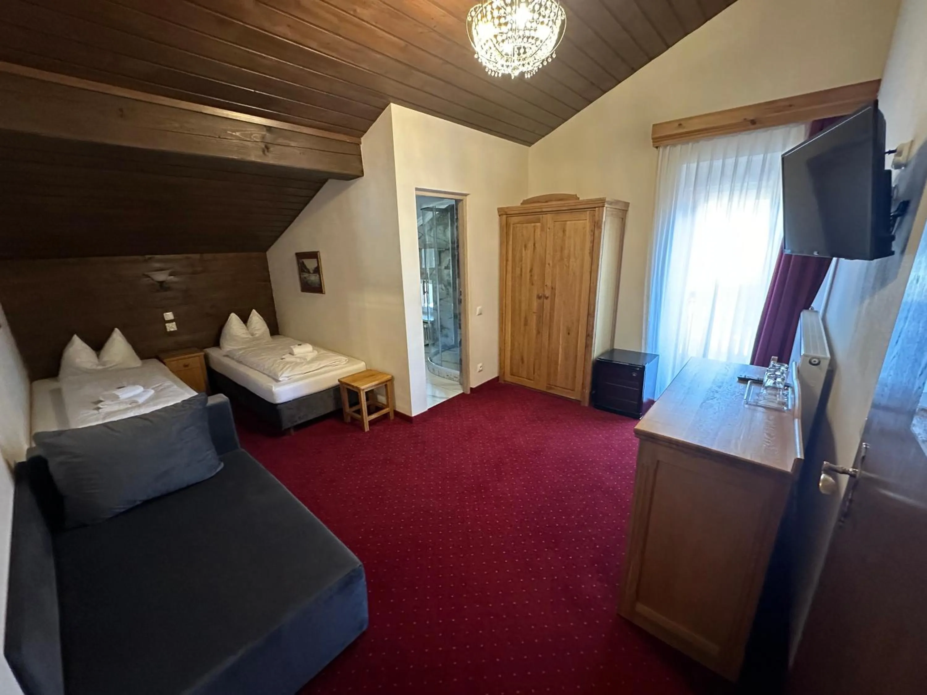 Photo of the whole room, Bed in Hotel Gundl Alm