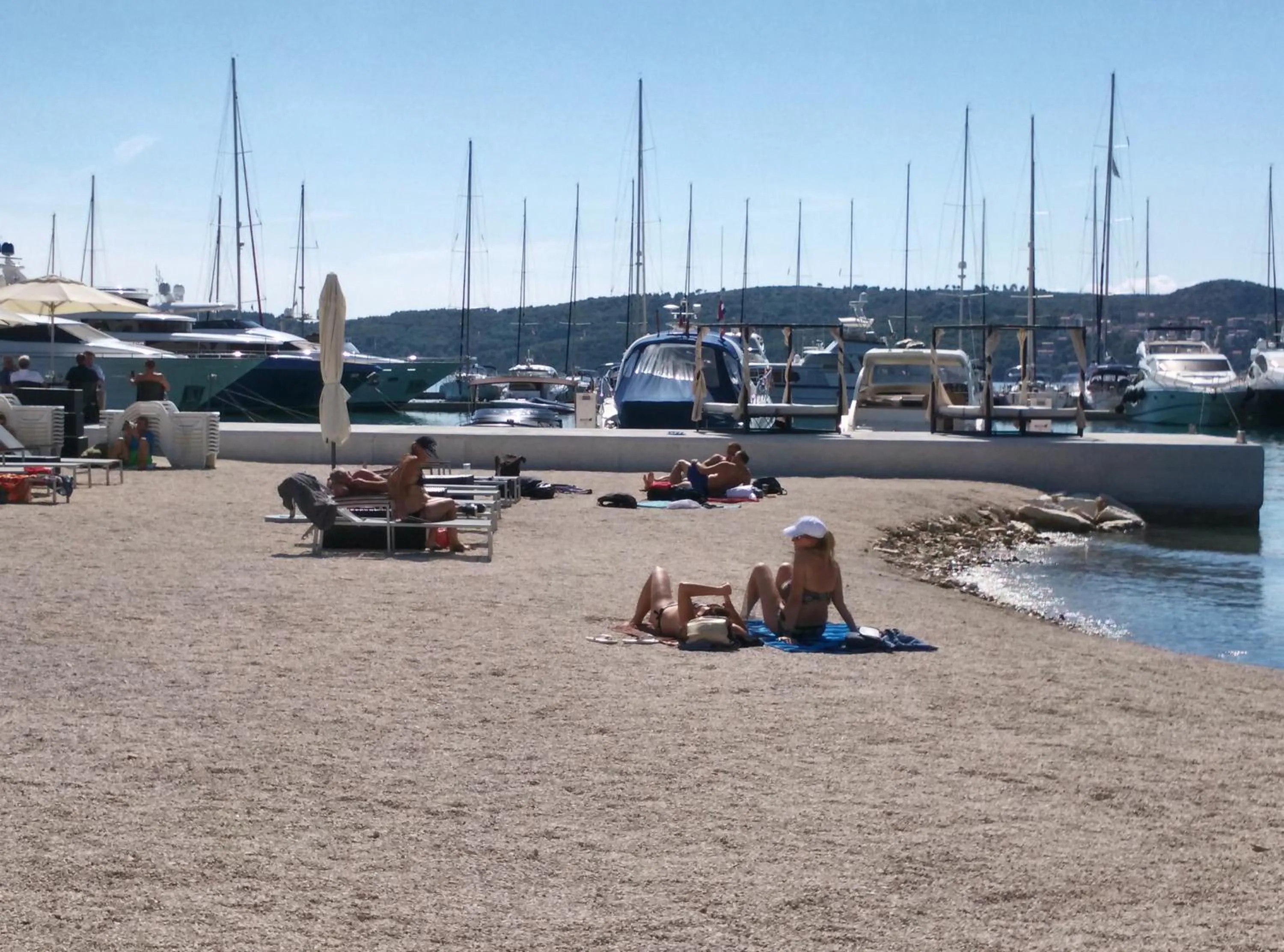 Beach in Apartments Gina