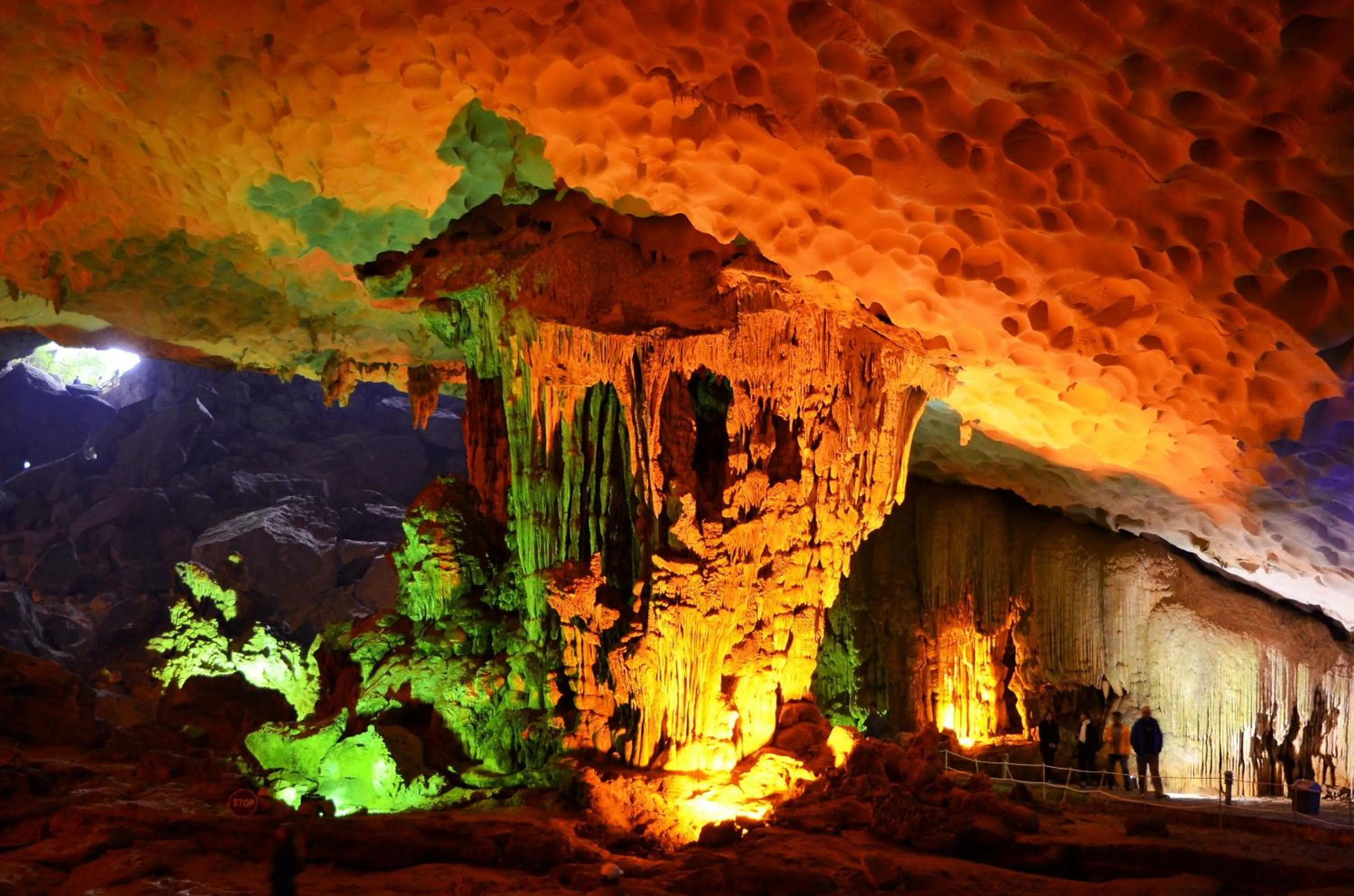 Natural landscape in Paradise Sails Cruise