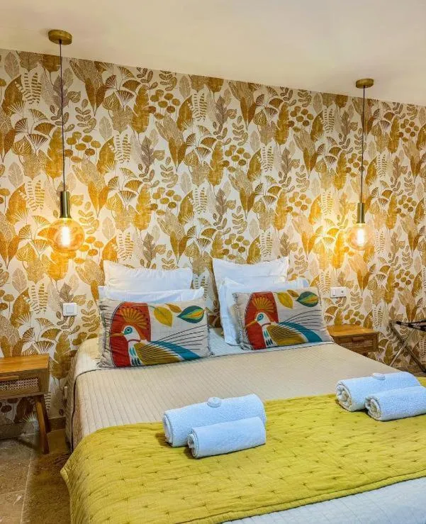 Bed in Hôtel Restaurant La Caravelle