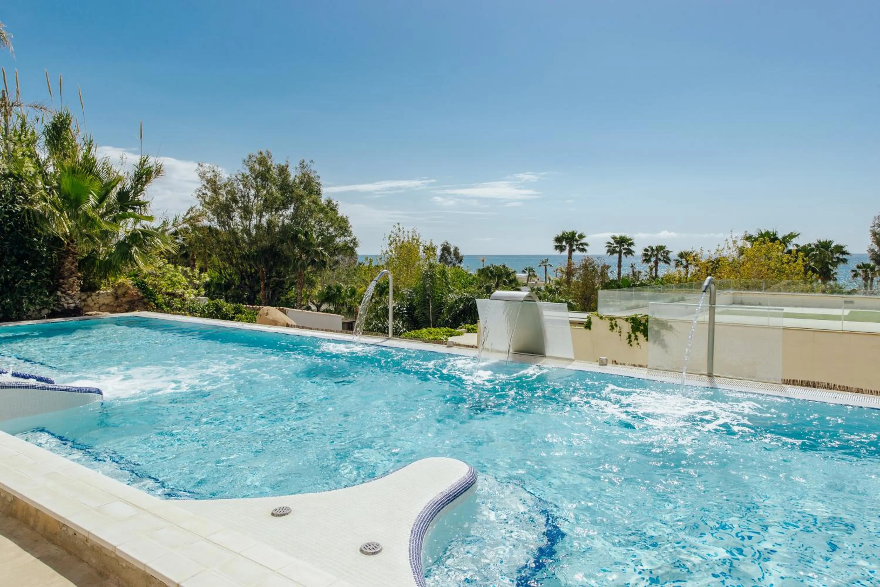 Swimming pool in Alannia Els Prats