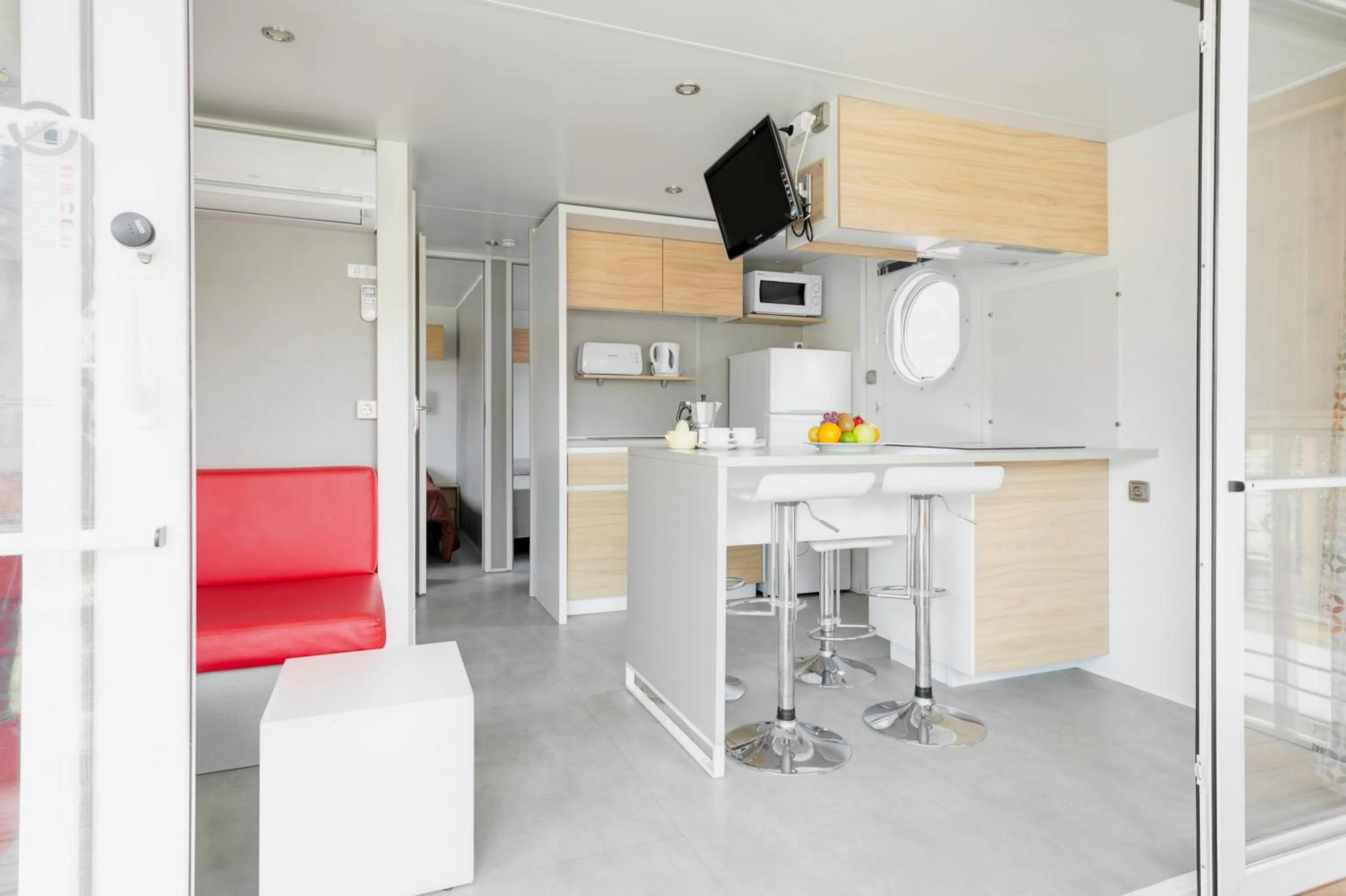 Kitchen or kitchenette in Alannia Els Prats