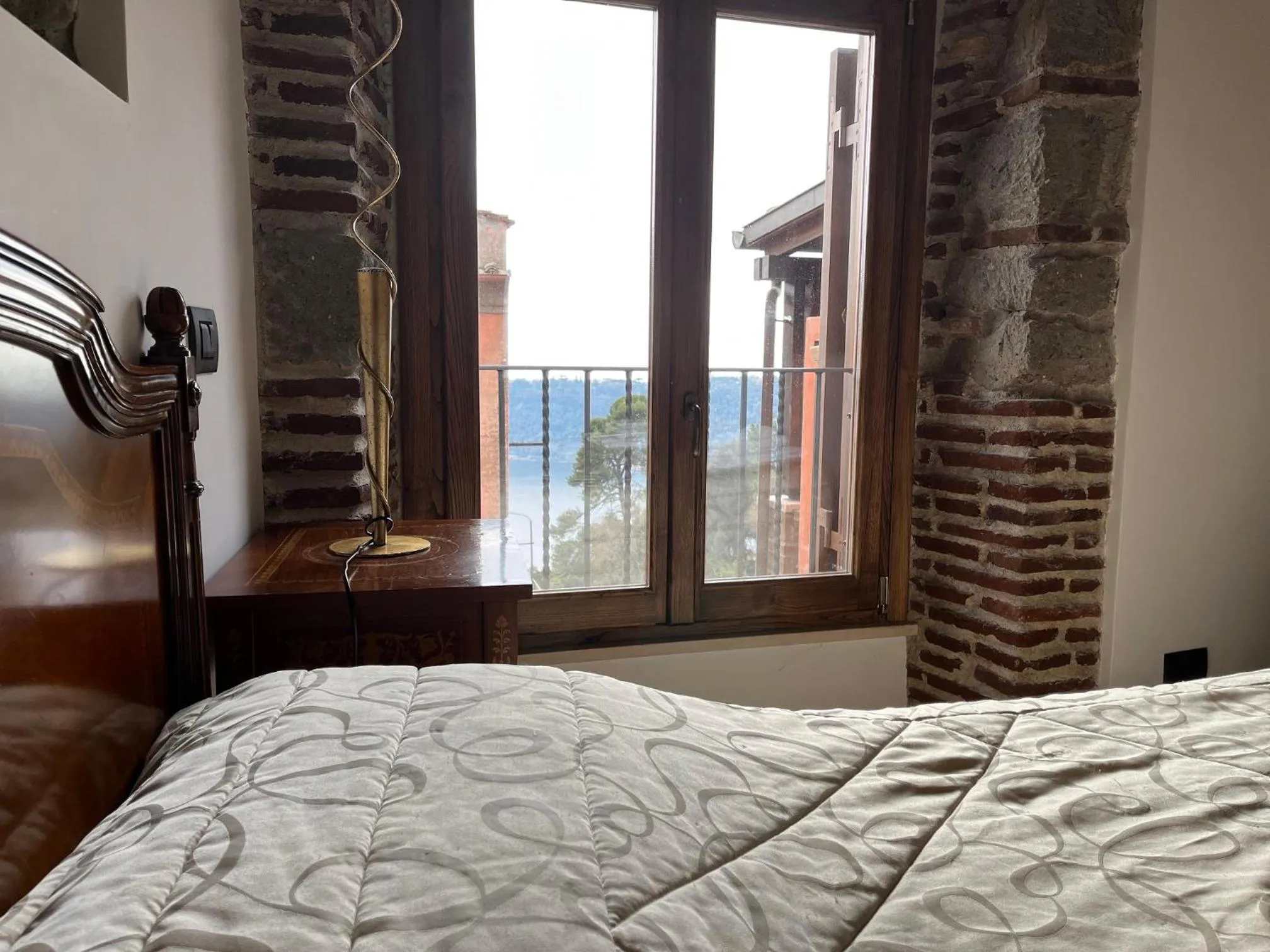 Bed in Albergo Diffuso Locanda Specchio Di Diana