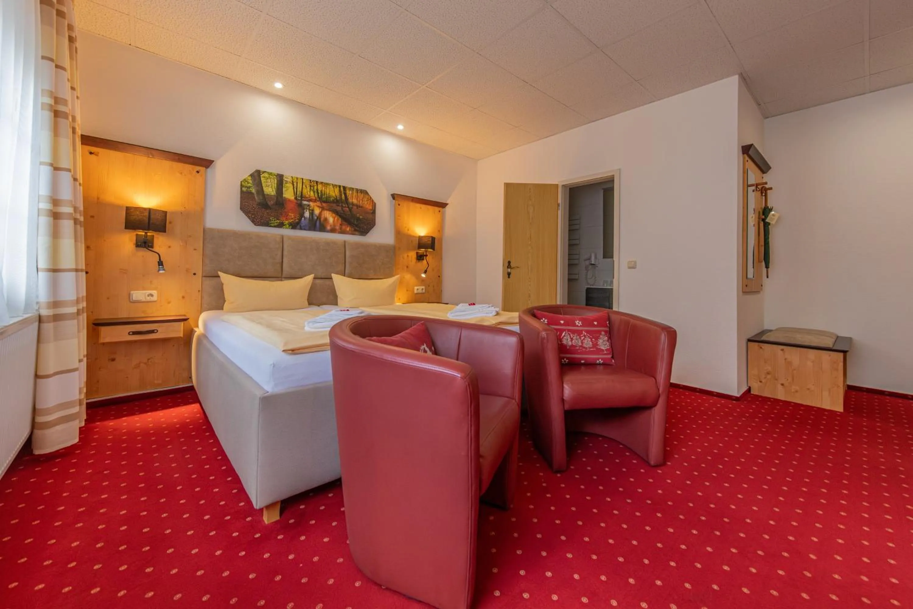 Photo of the whole room, Bed in Waldgasthof & Hotel Am Sauwald