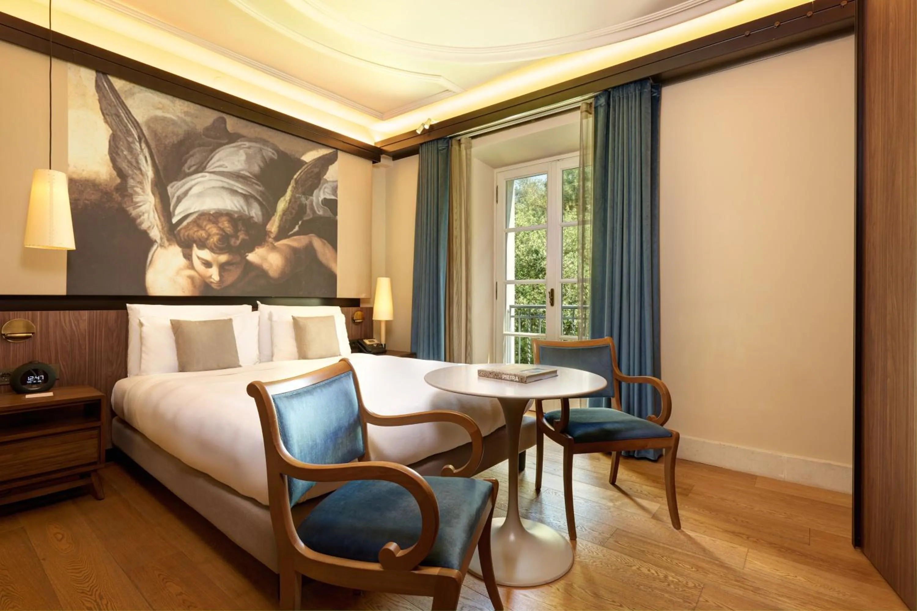 Bed in Villa Agrippina Gran Meliá – The Leading Hotels of the World