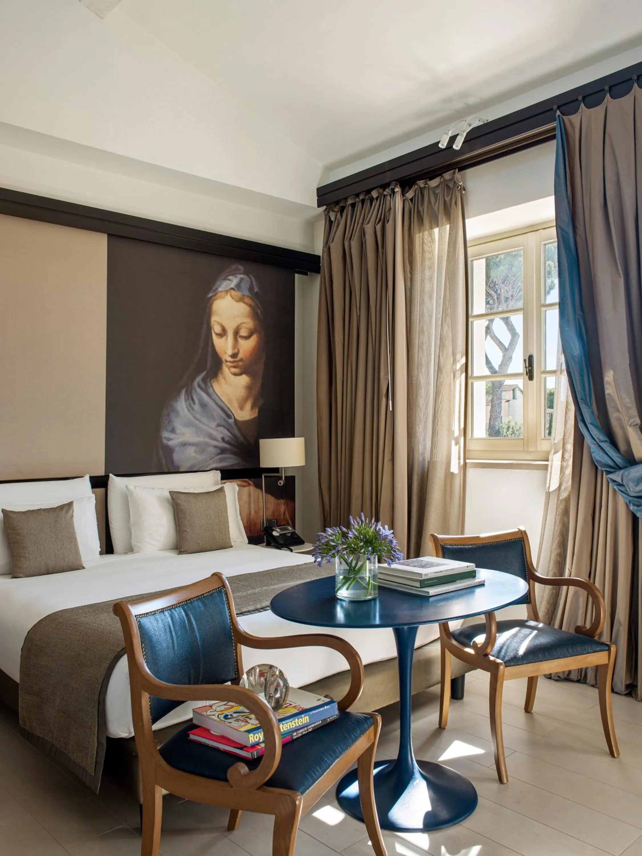 Bedroom in Villa Agrippina Gran Meliá – The Leading Hotels of the World
