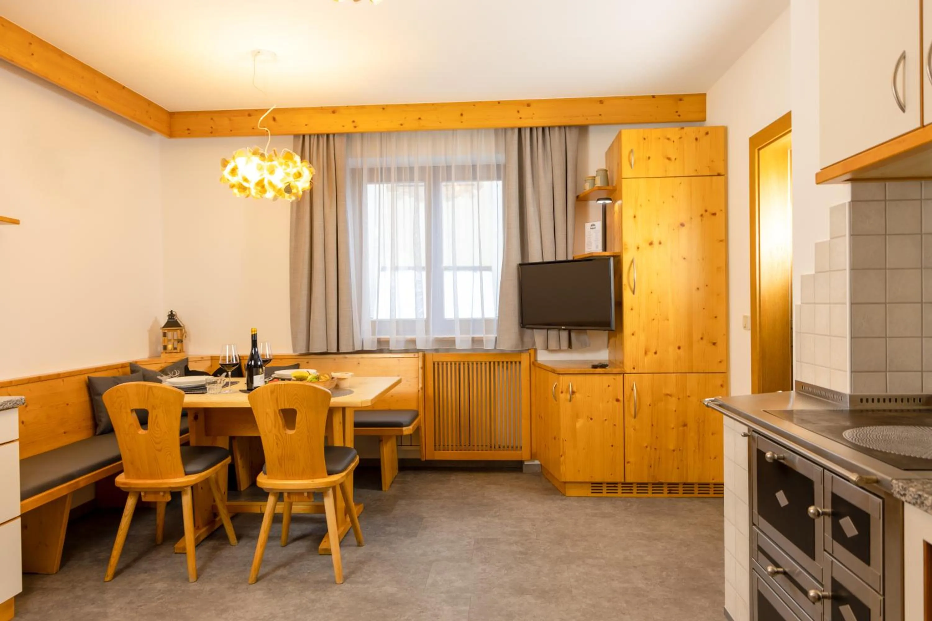 Dining area in Hotel Goldene Rose