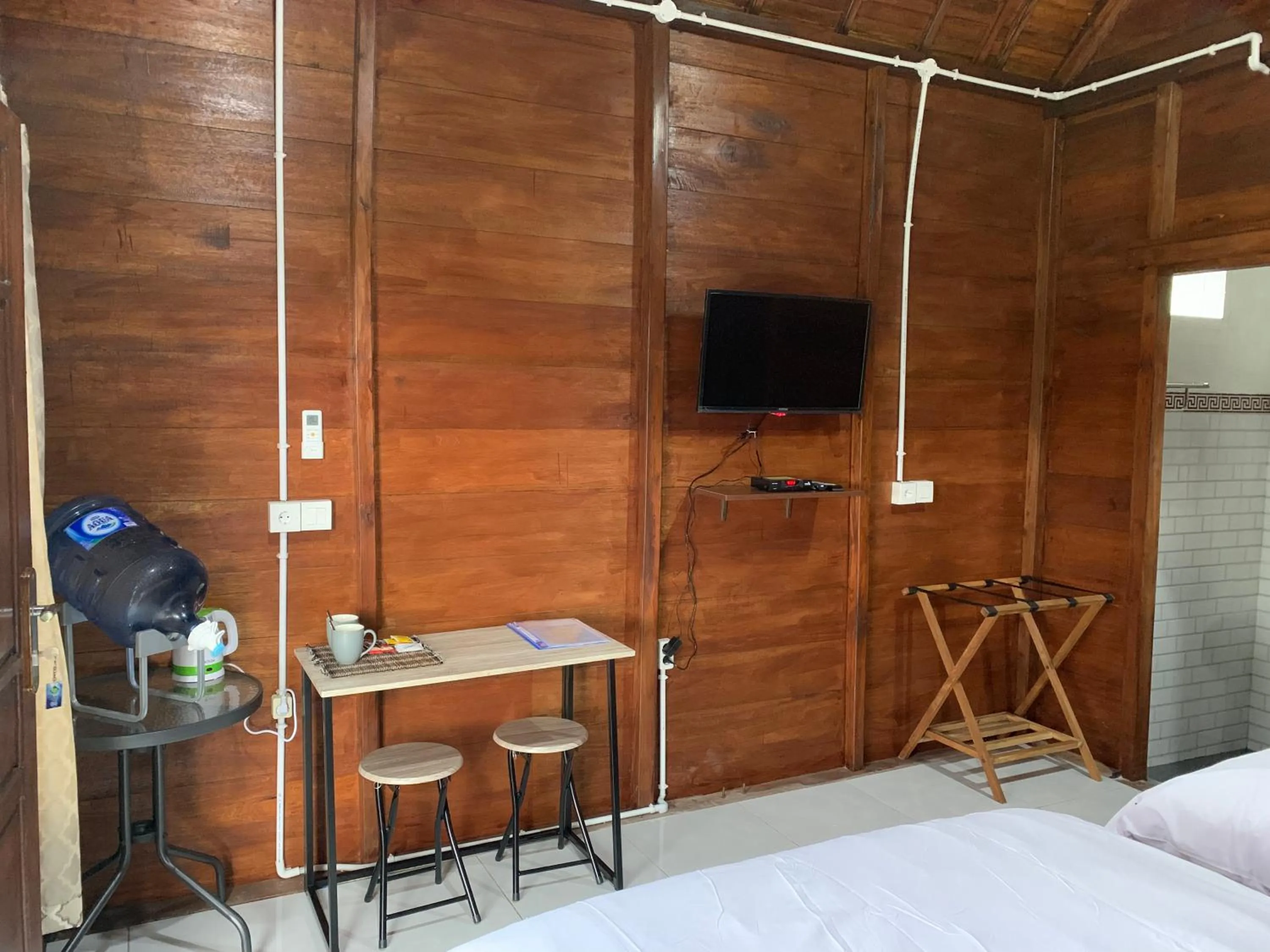 Photo of the whole room, Bed in Tanah Penida Bungalows