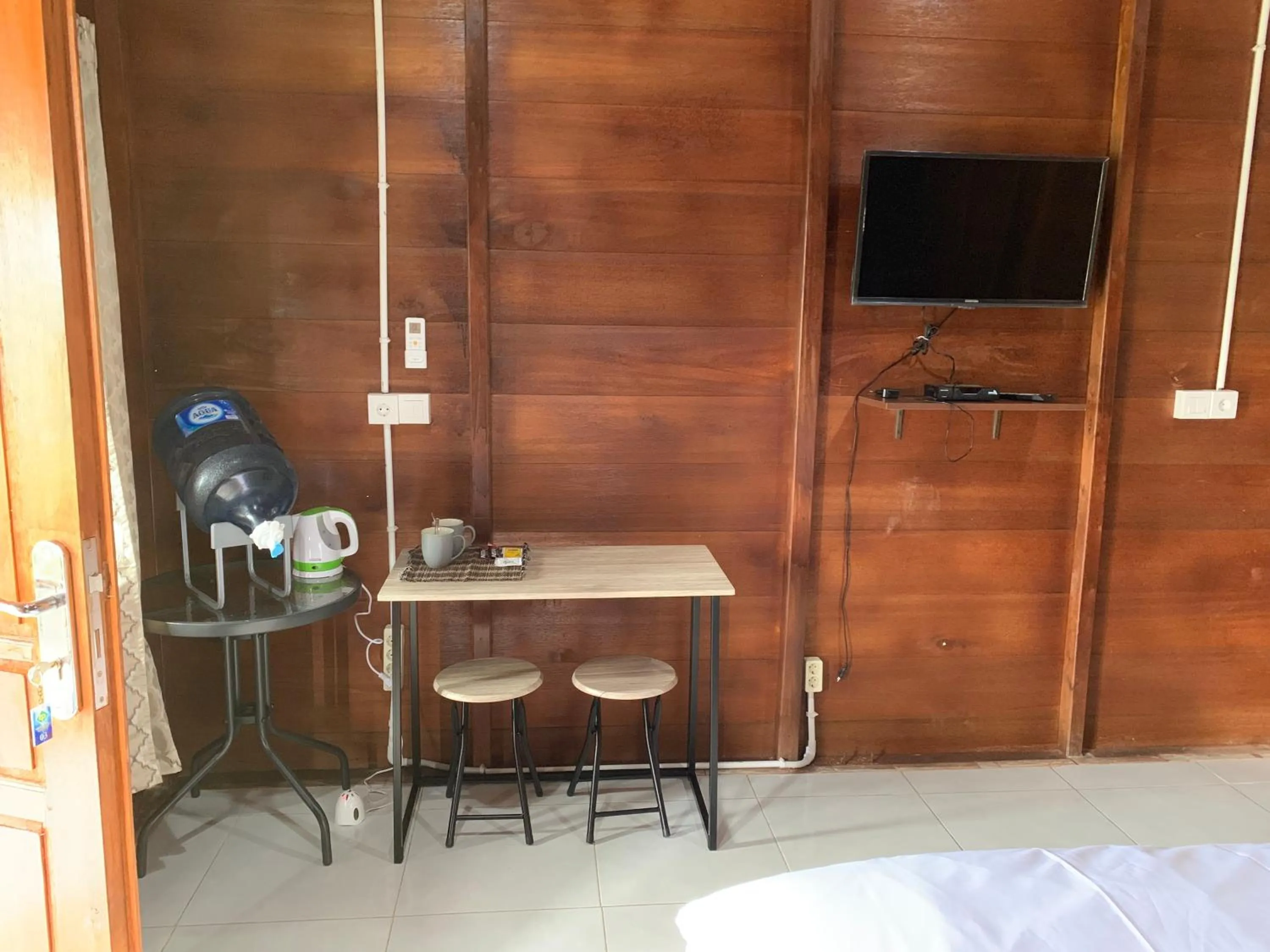 TV and multimedia in Tanah Penida Bungalows