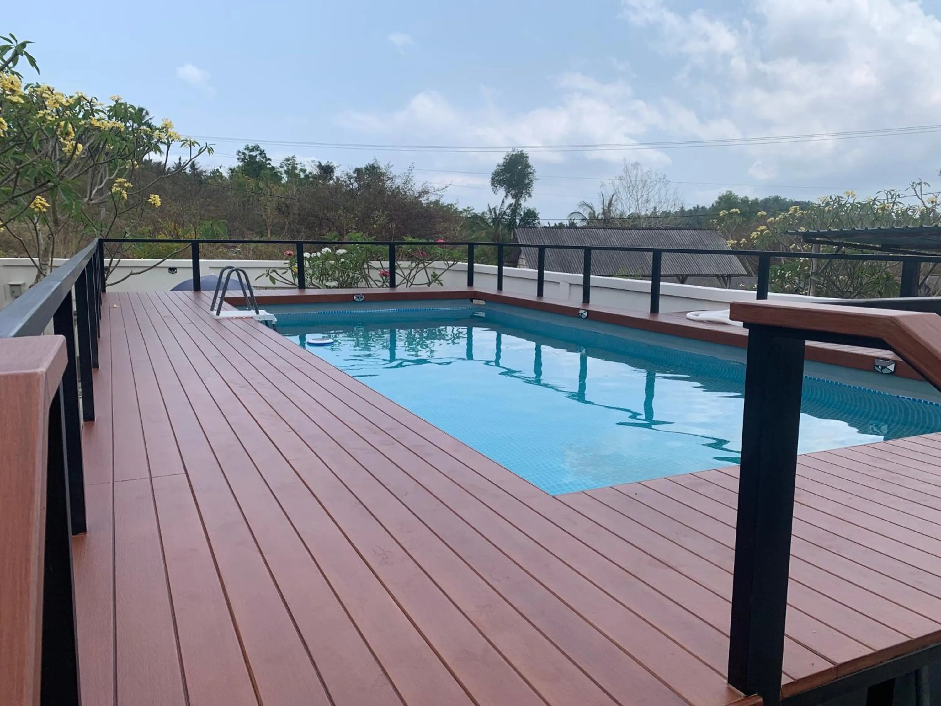 Swimming pool in Tanah Penida Bungalows