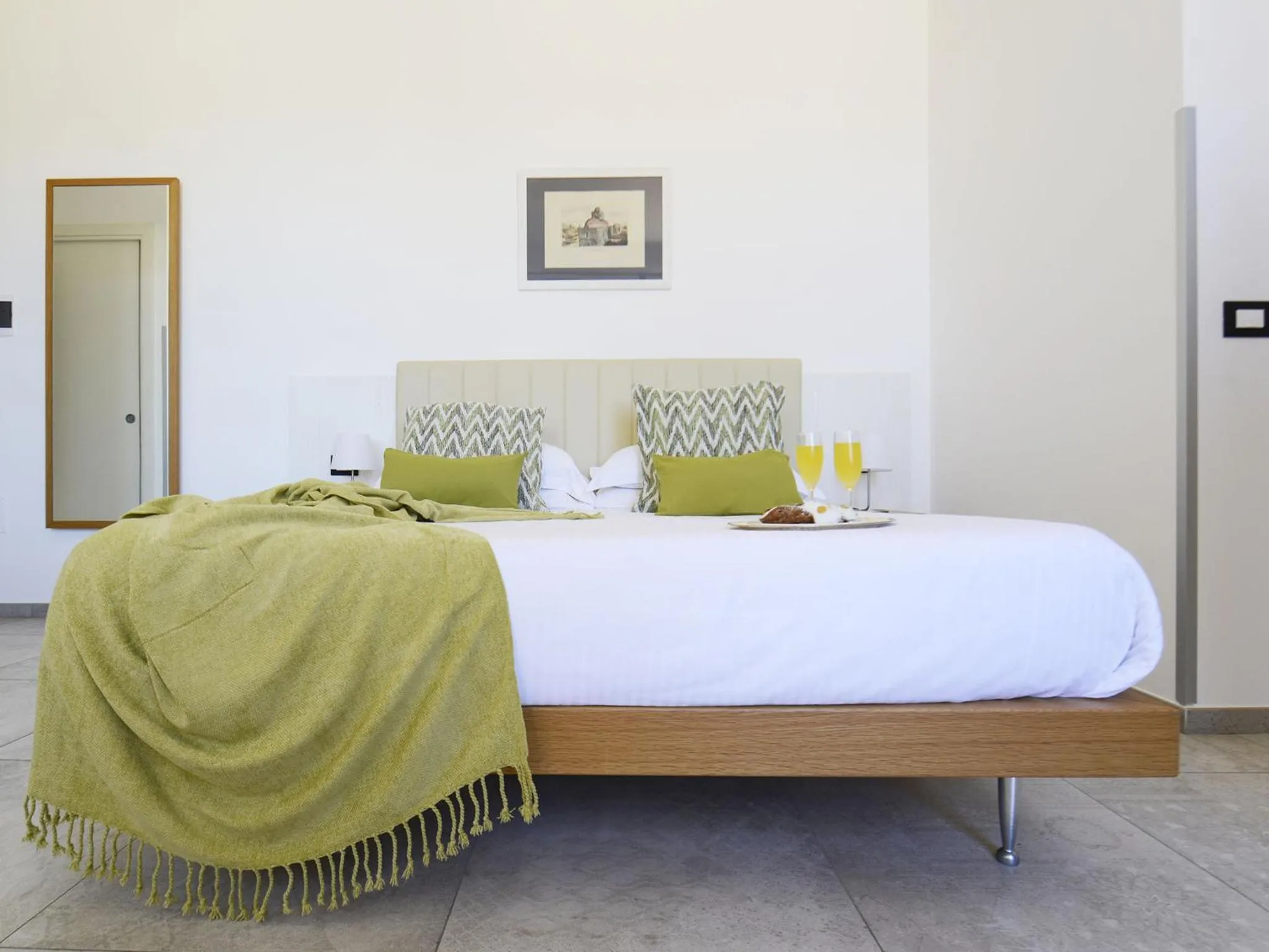 Shower, Bed in Best Western Hotel Martello