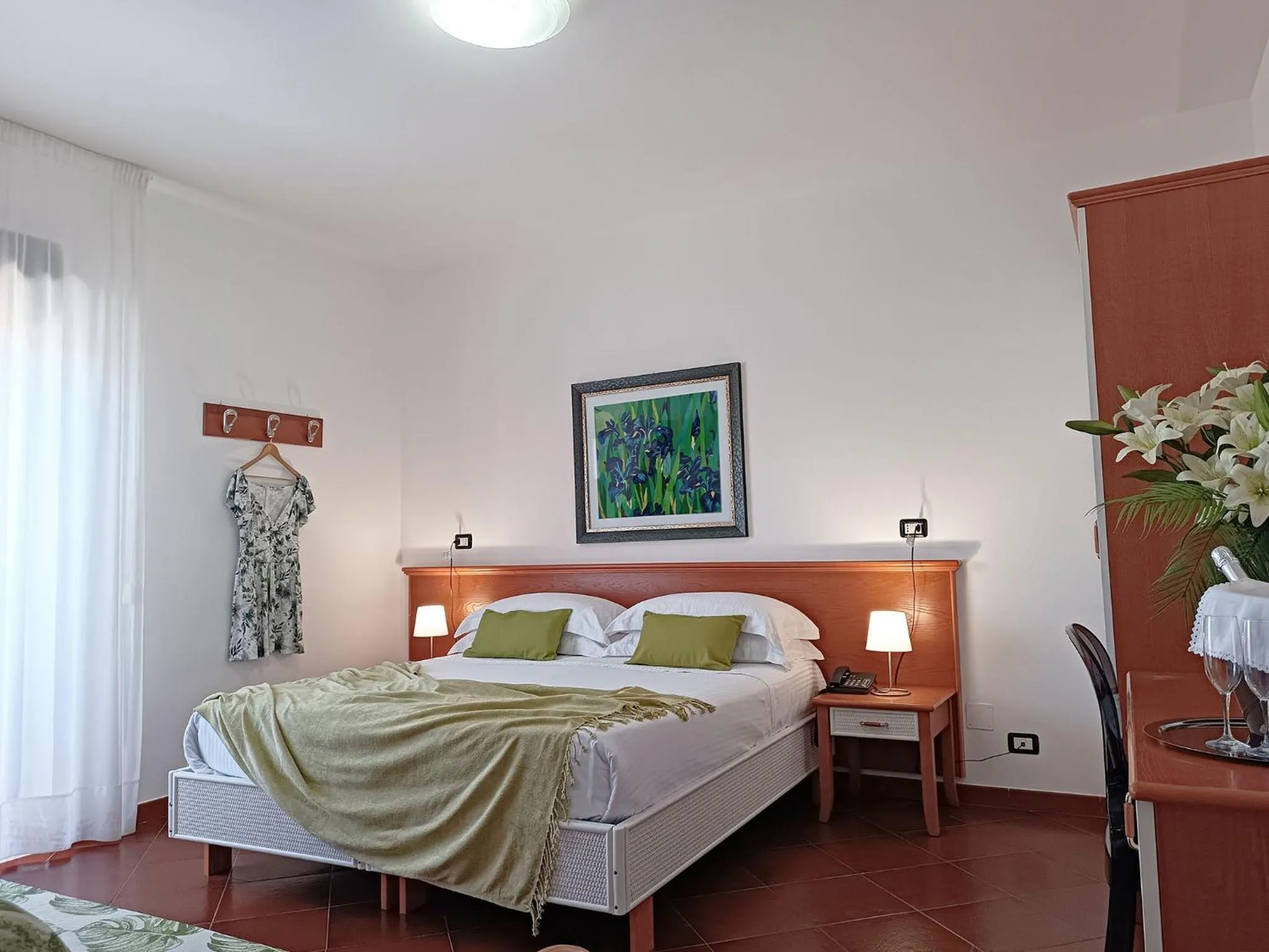 Shower, Bed in Best Western Hotel Martello