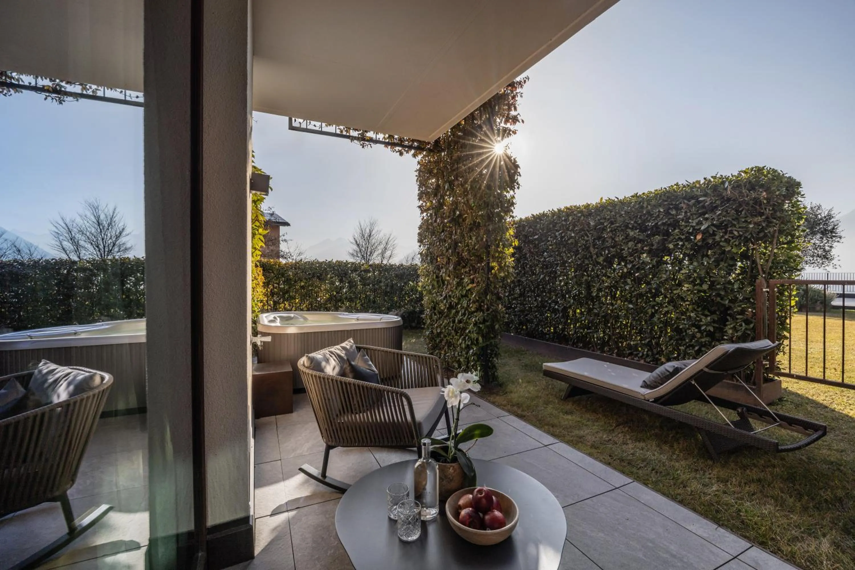 Hot Tub in Hotel Der Weinmesser