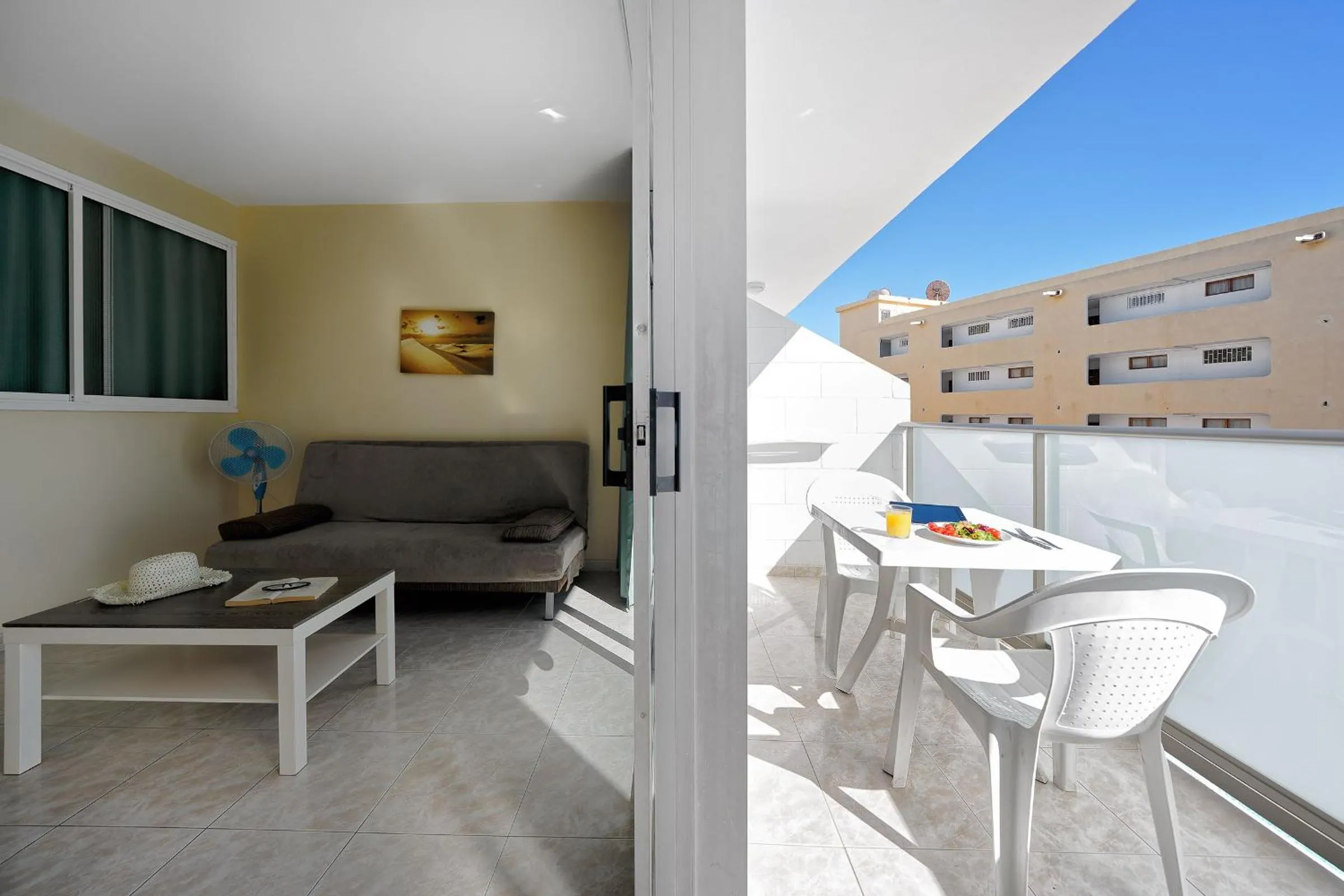 Balcony/Terrace in Apartamentos Strelitzias