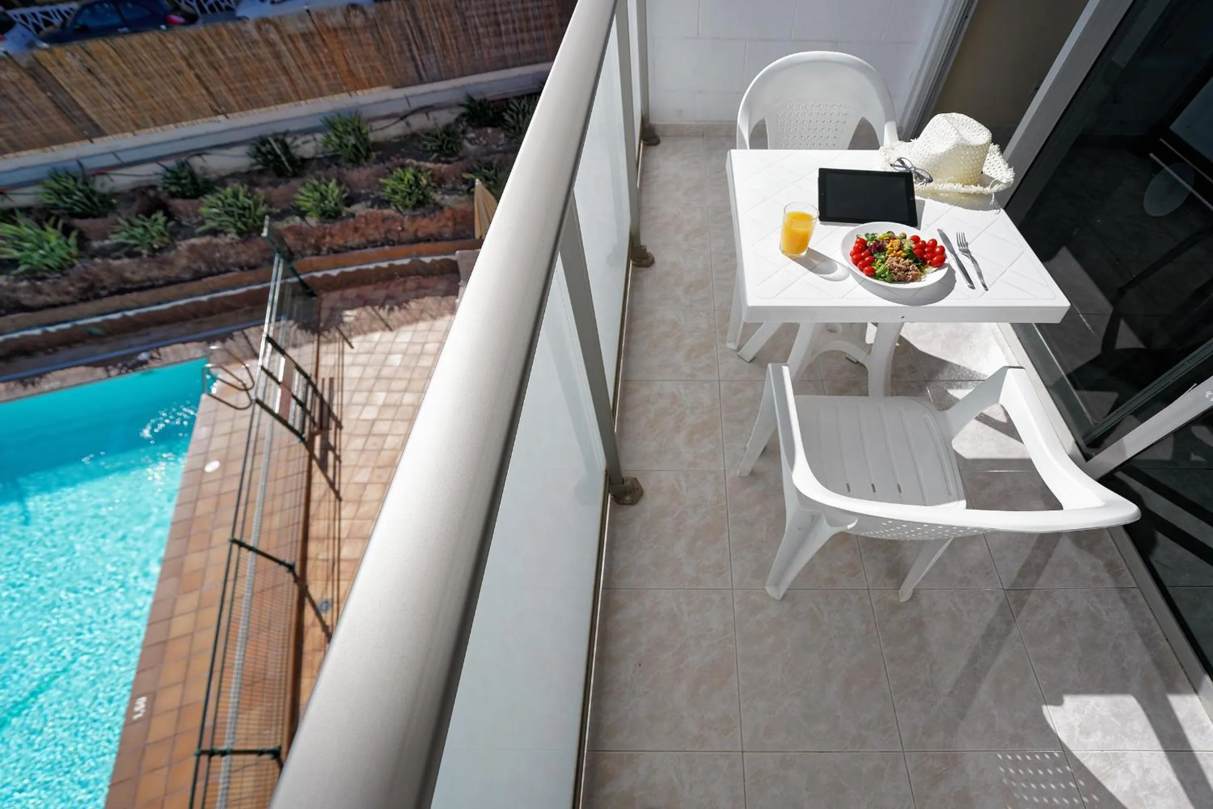 Balcony/Terrace in Apartamentos Strelitzias