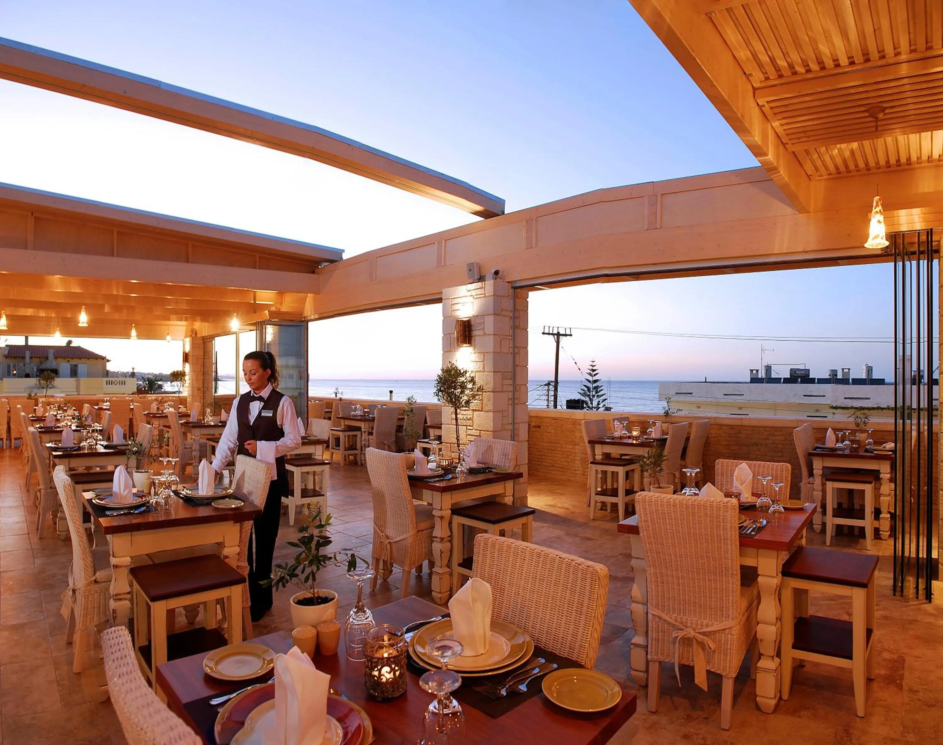 Restaurant/places to eat in Cactus Royal Spa & Resort Adults Only