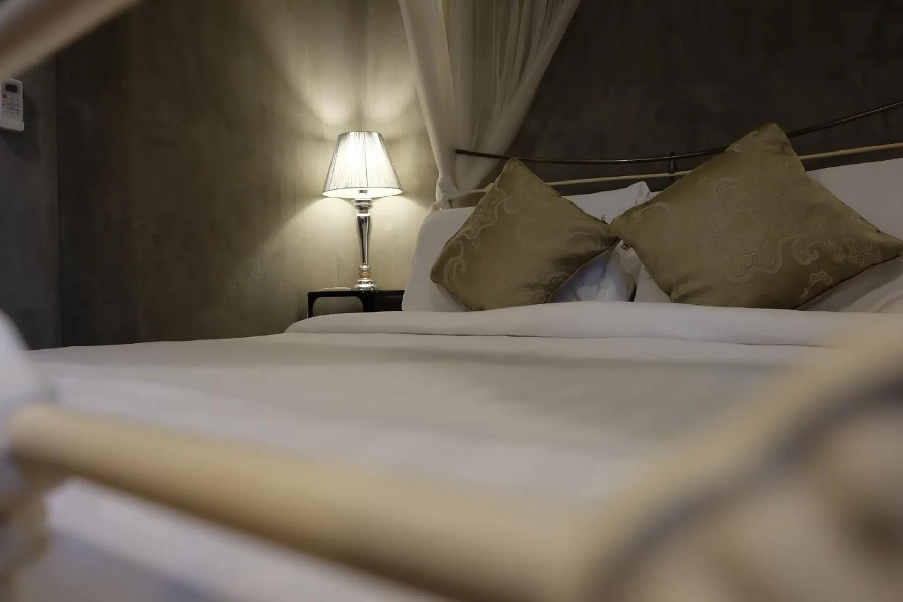 Bed in House Of Passion Amphawa