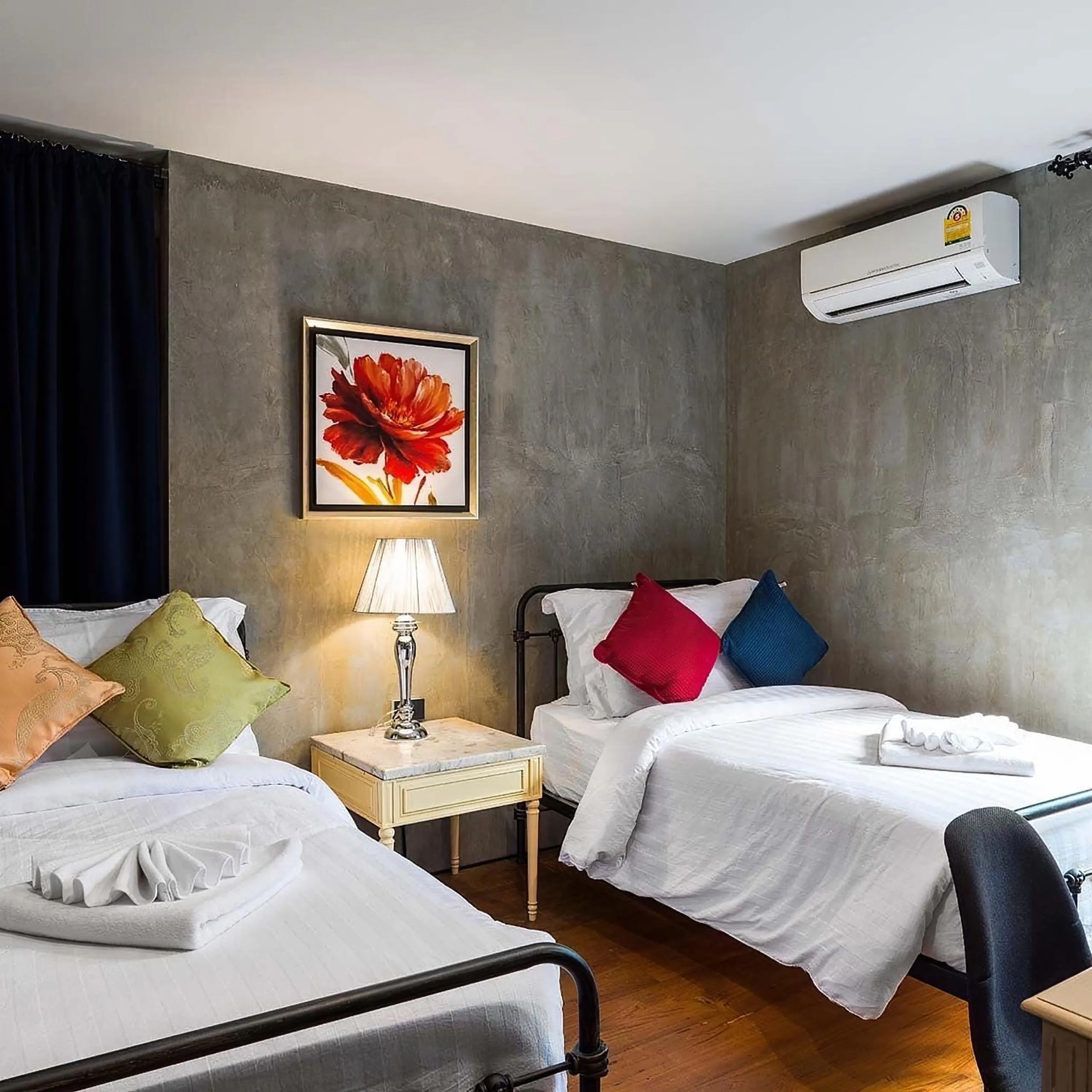 Photo of the whole room, Bed in House Of Passion Amphawa