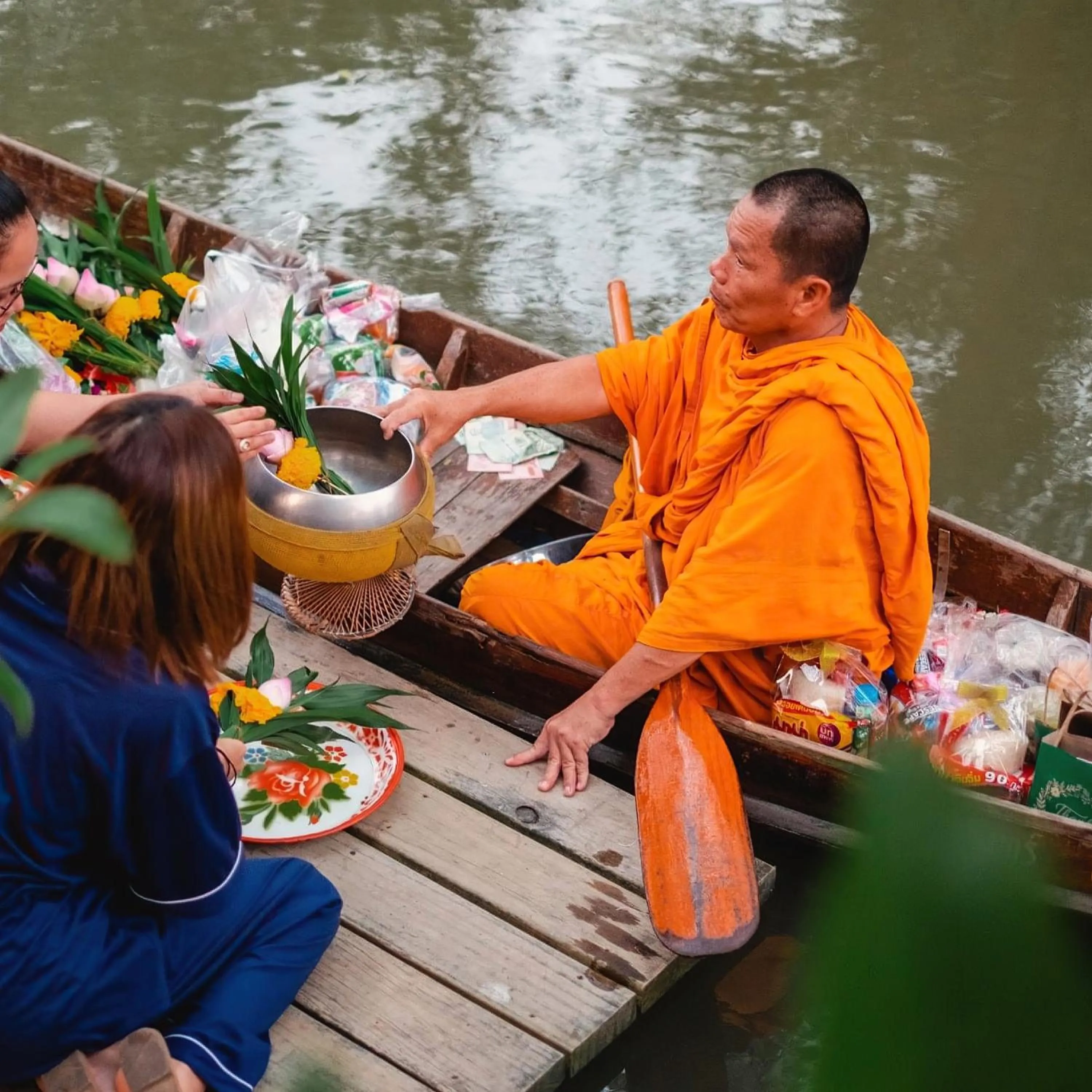 Activities in House Of Passion Amphawa