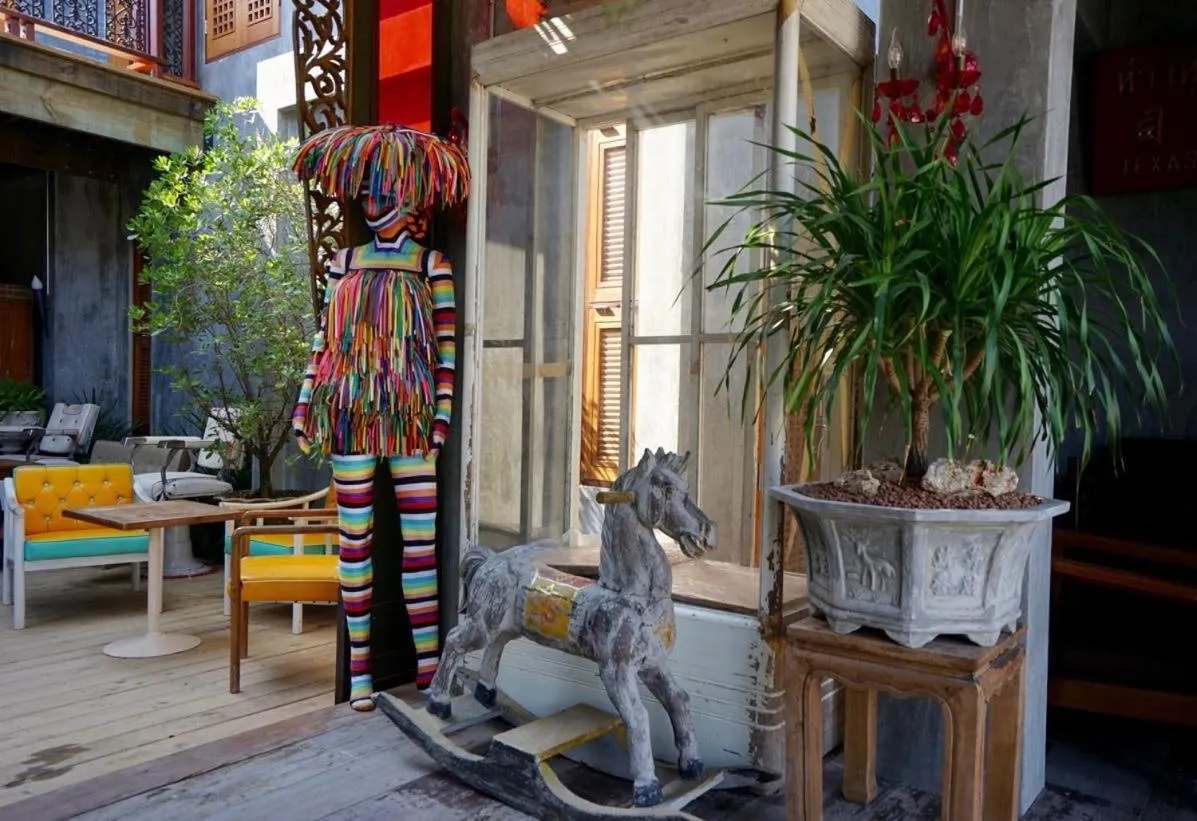 Decorative detail in House Of Passion Amphawa