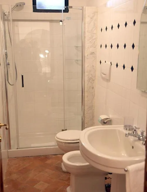 Bathroom in Sant'Angelo 42