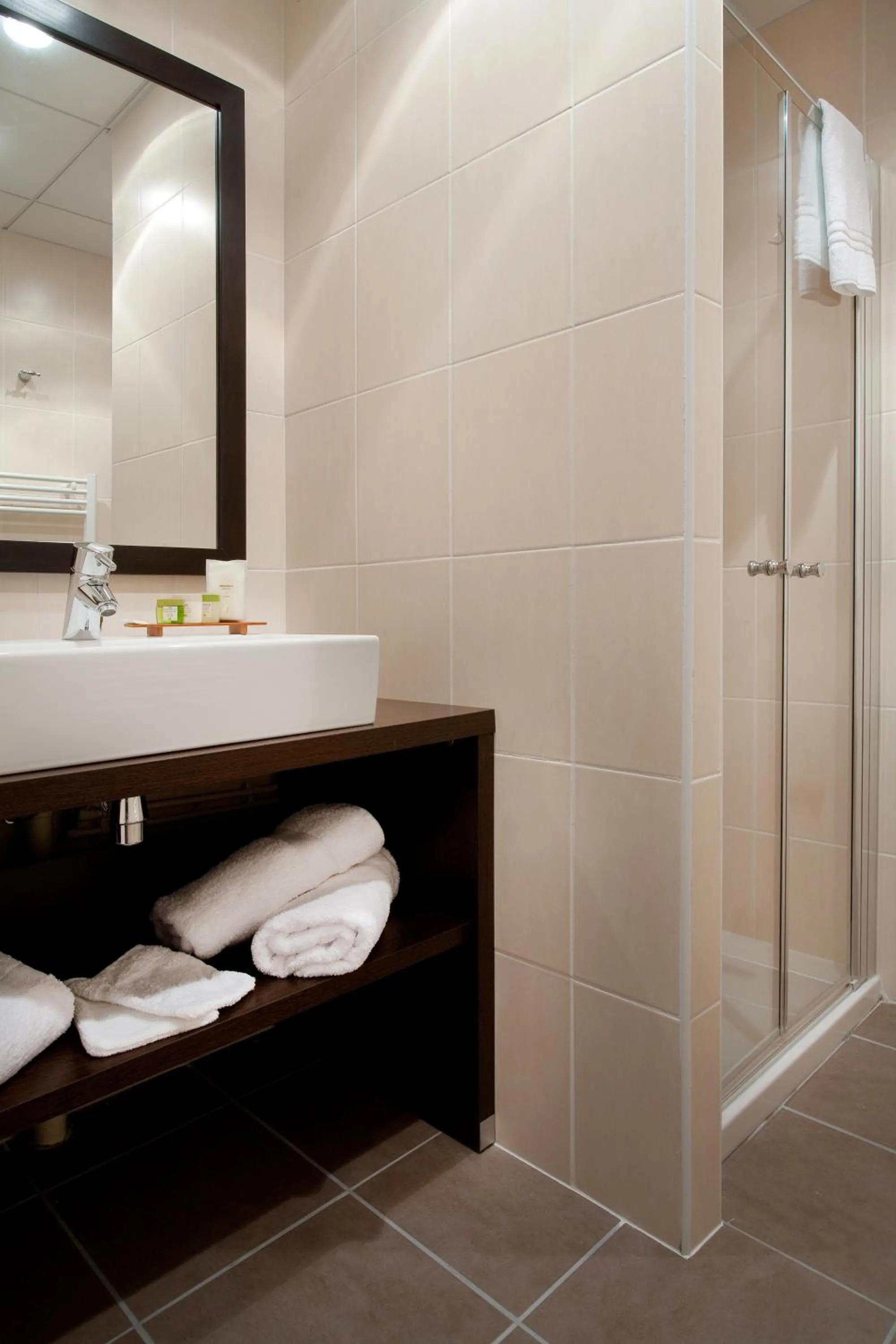 Bathroom in Auberge Du Moulin Marin