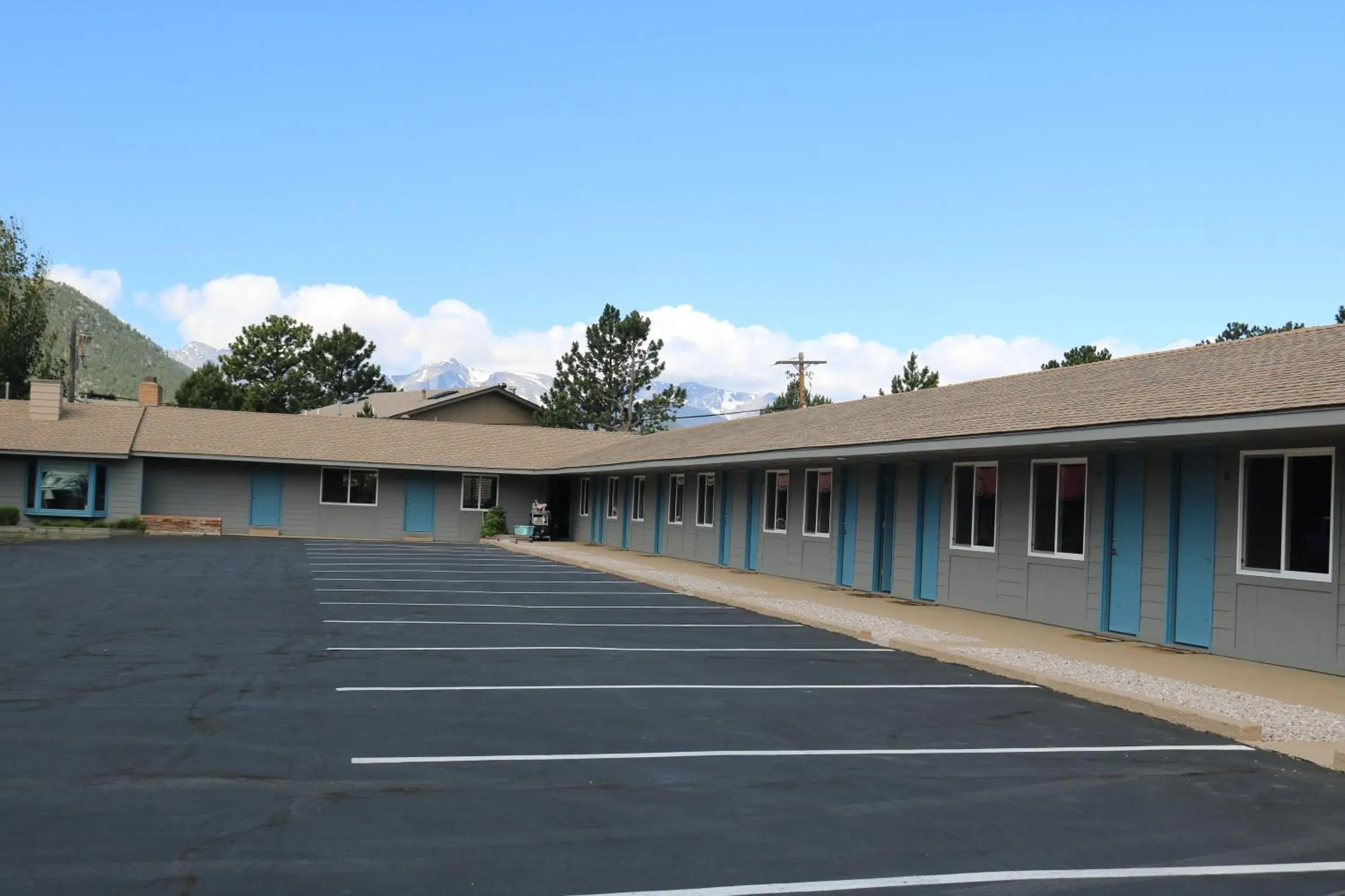 Columbine Inn Columbine Inn