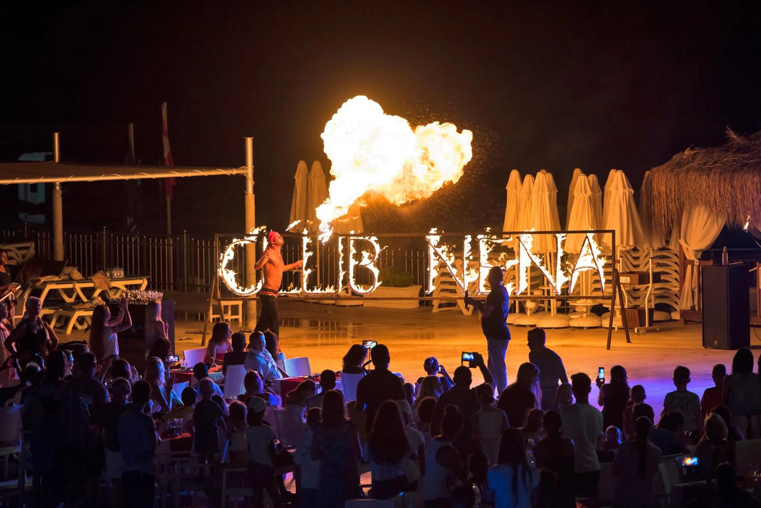 Night in Club Nena - All Inclusive