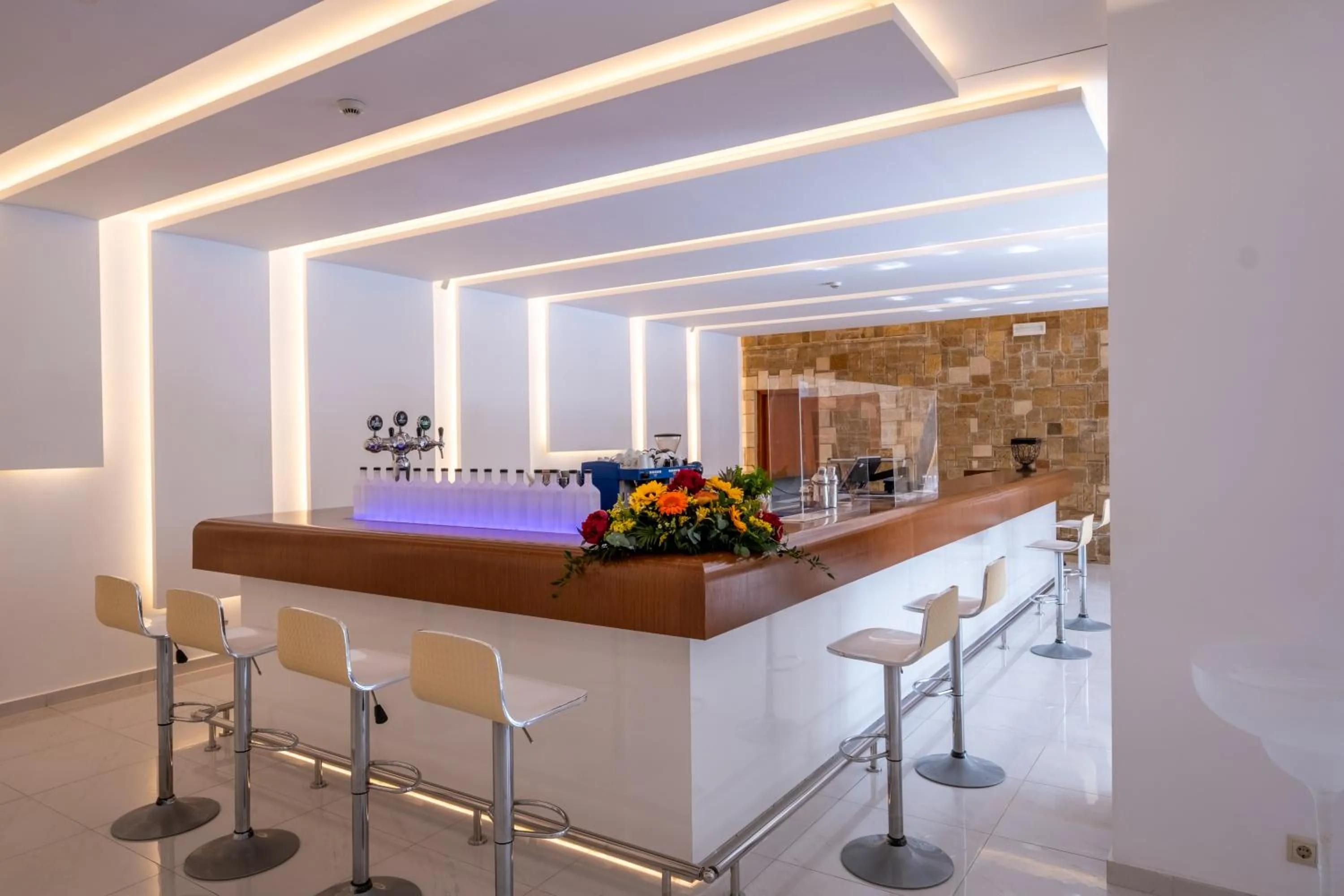 Lounge or bar in Mediterranean Beach Resort