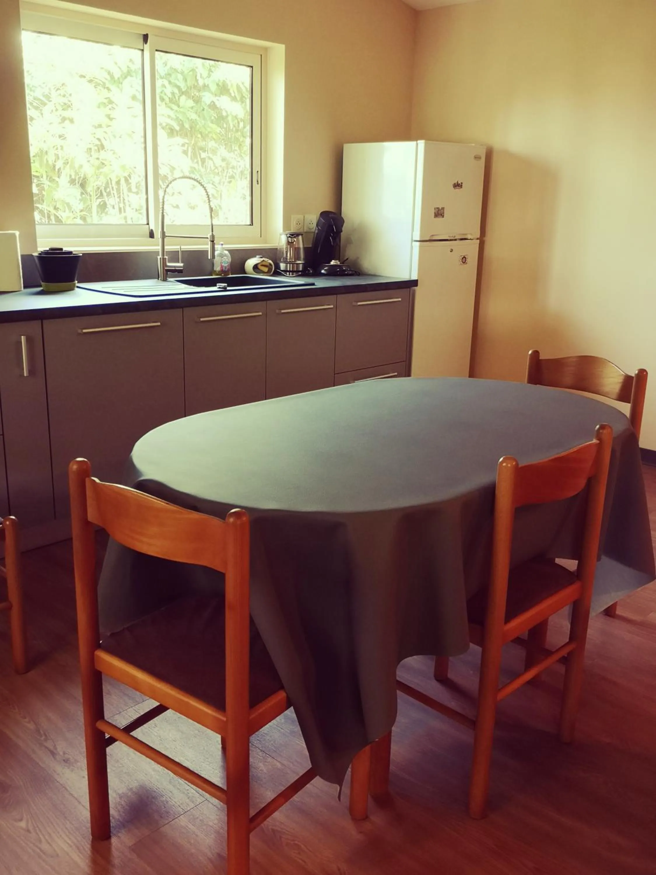 Dining area in Les Agapanthes