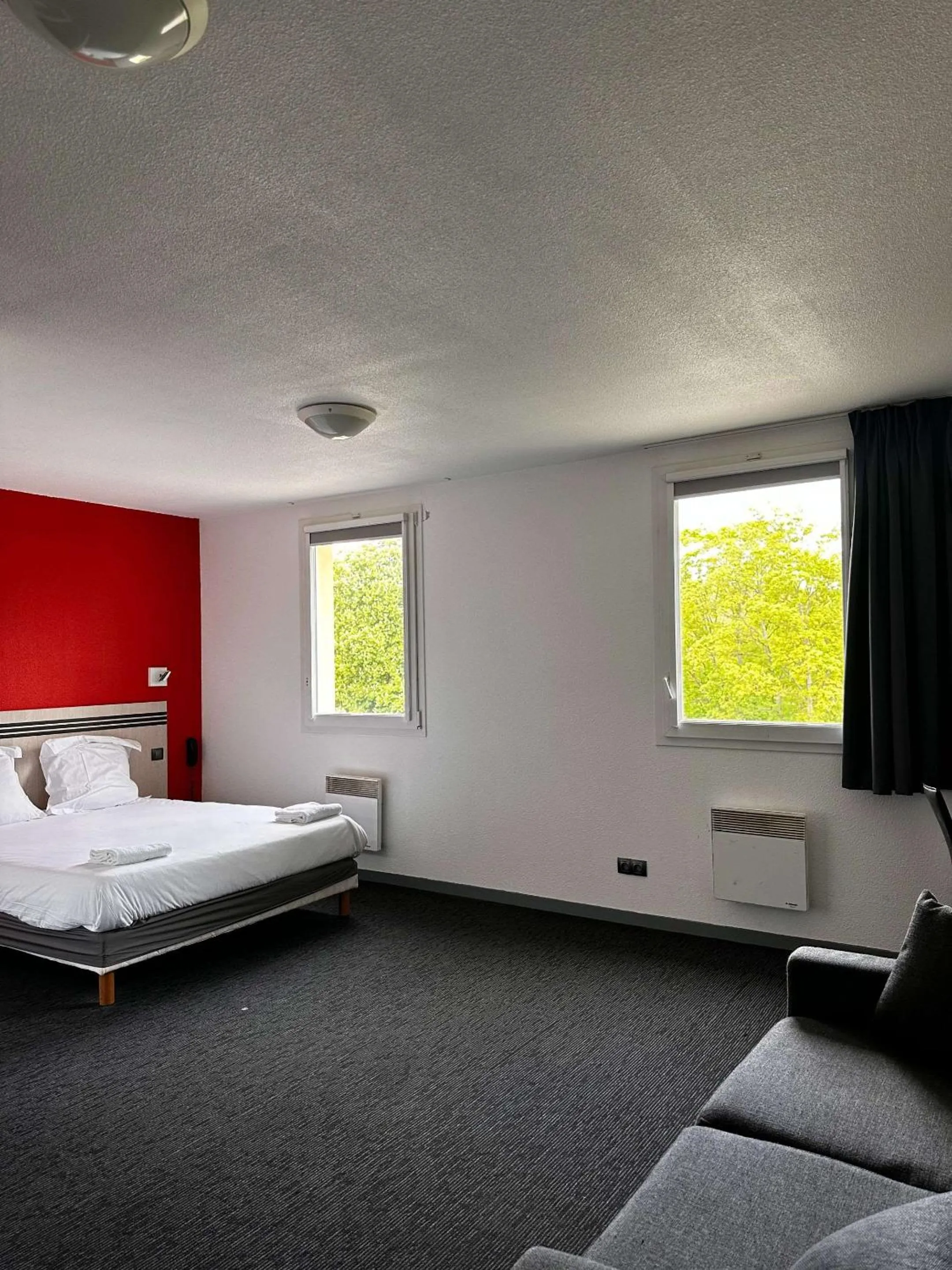 Bedroom, Bed in Brit Hotel La Ferté sous Jouarre