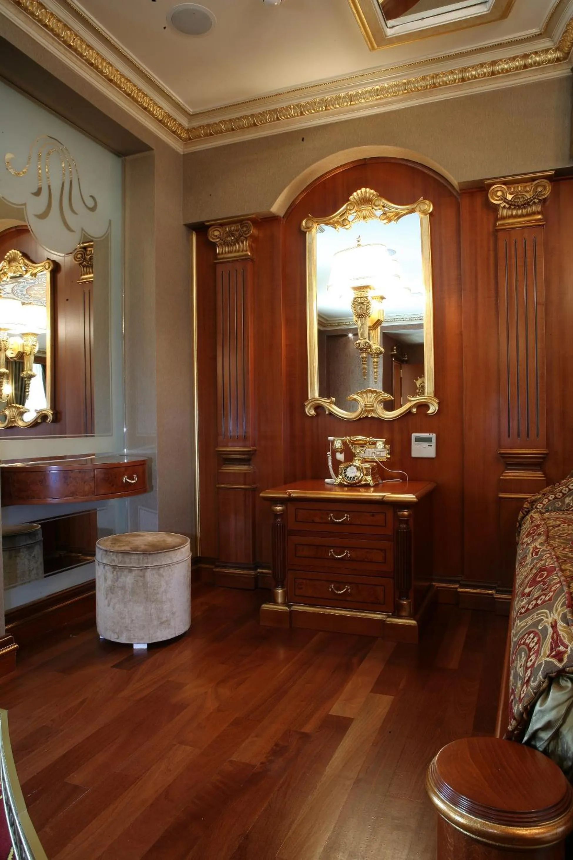 Decorative detail in Fuat Pasa Oteli - Special Category Bosphorus