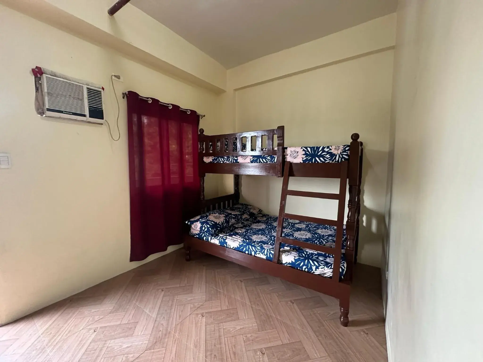 Deluxe Family Room in RV3 TRANSIENT HOUSE Deluxe Family Room in RV3 TRANSIENT HOUSE