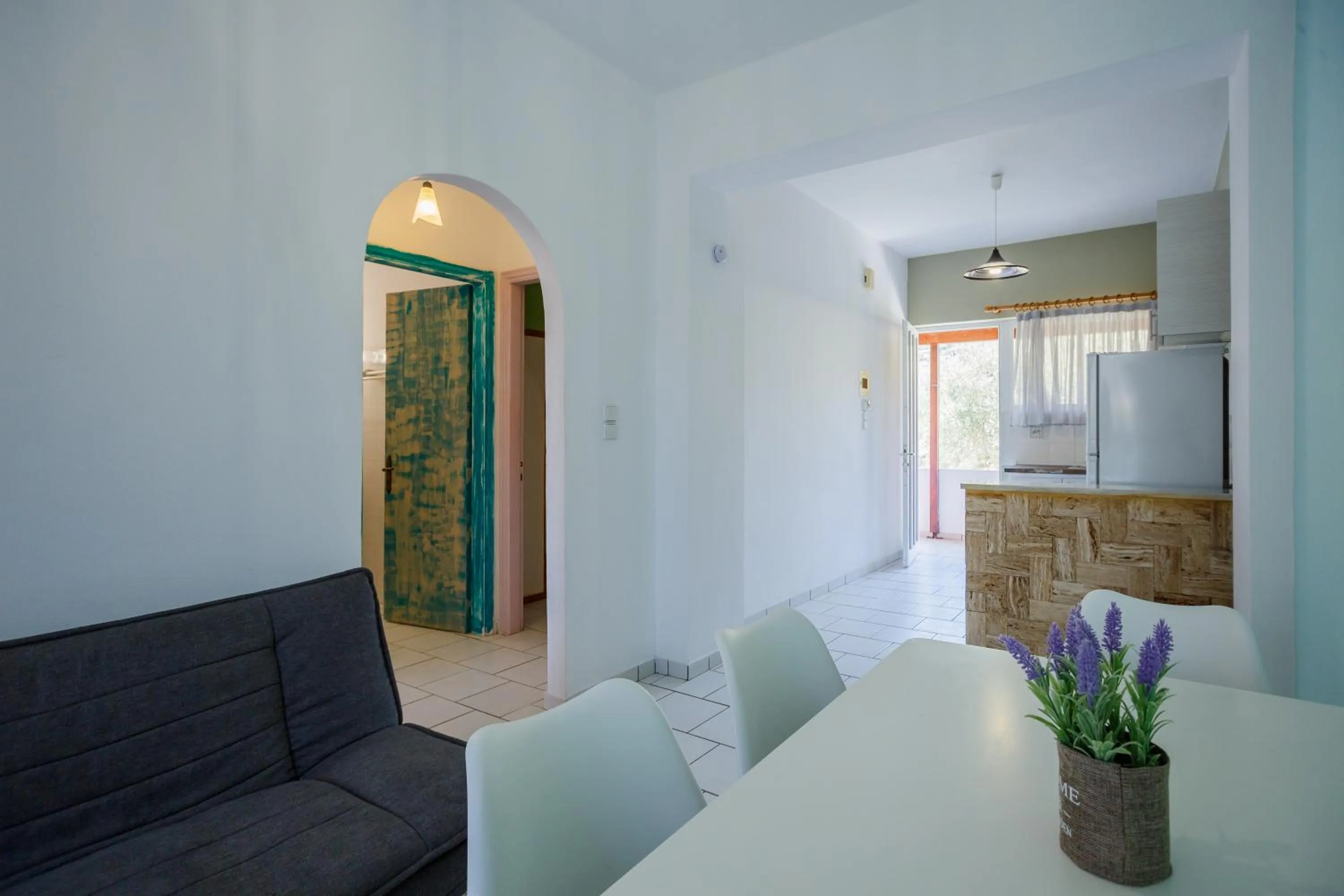 Seating area in Kyprianos