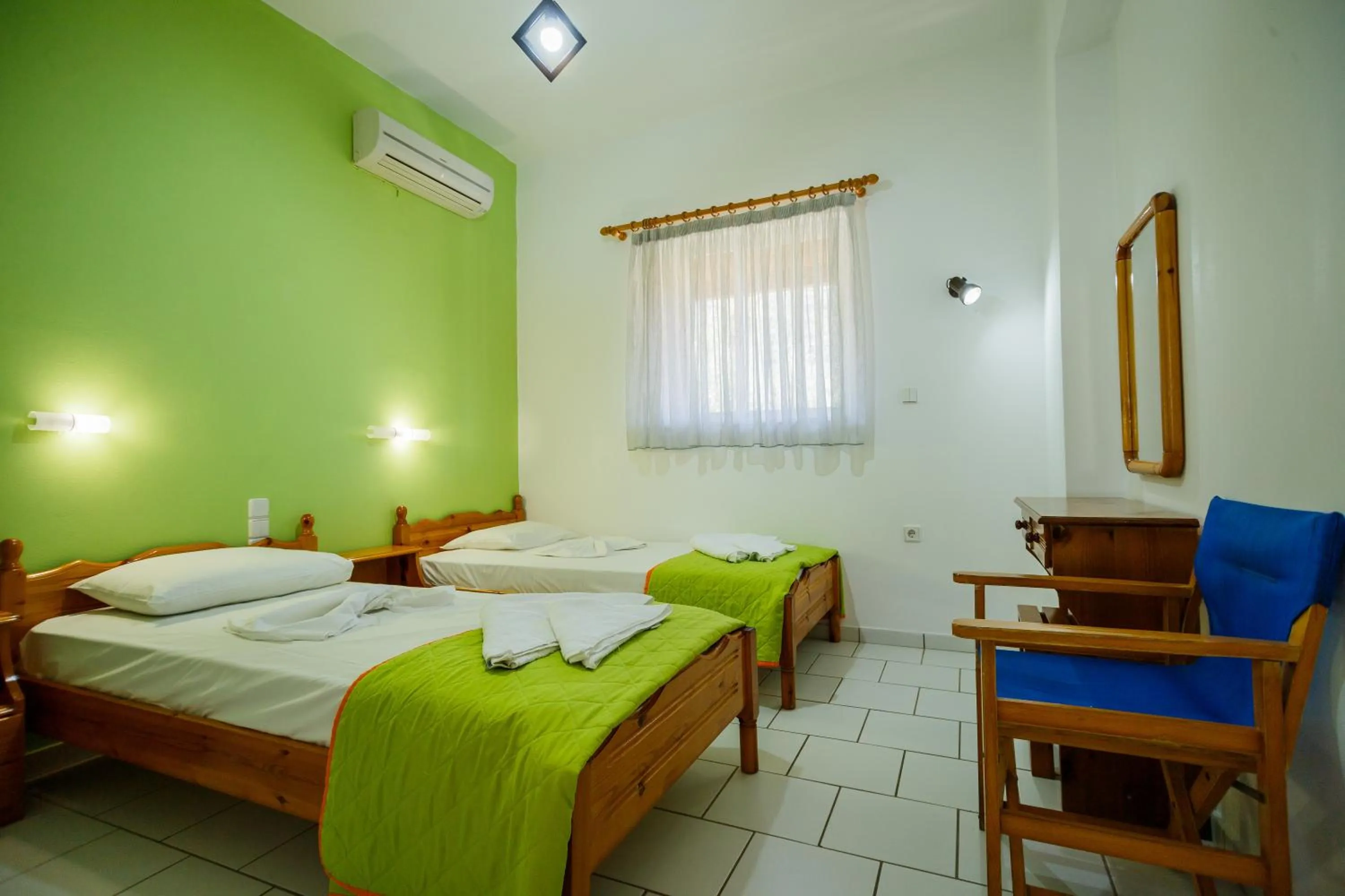 Photo of the whole room, Bed in Kyprianos