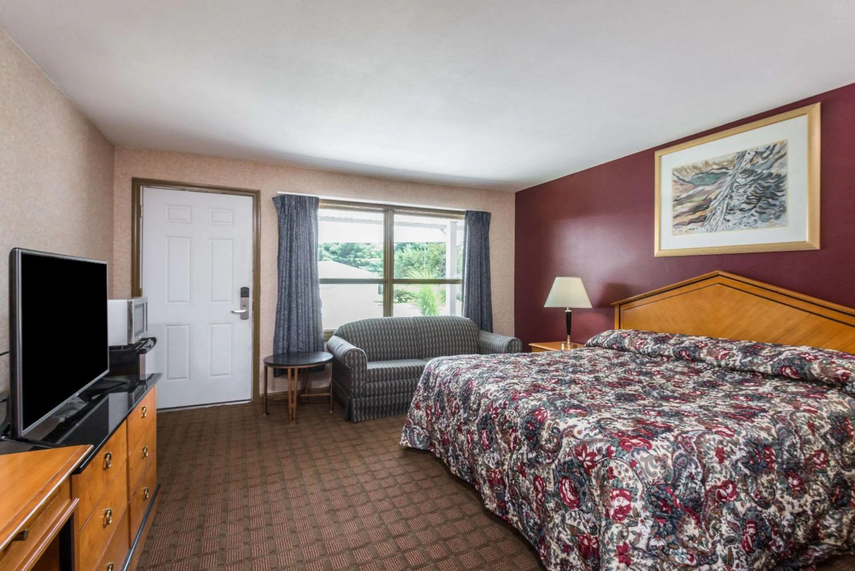 Photo of the whole room, Bed in Elite Inn