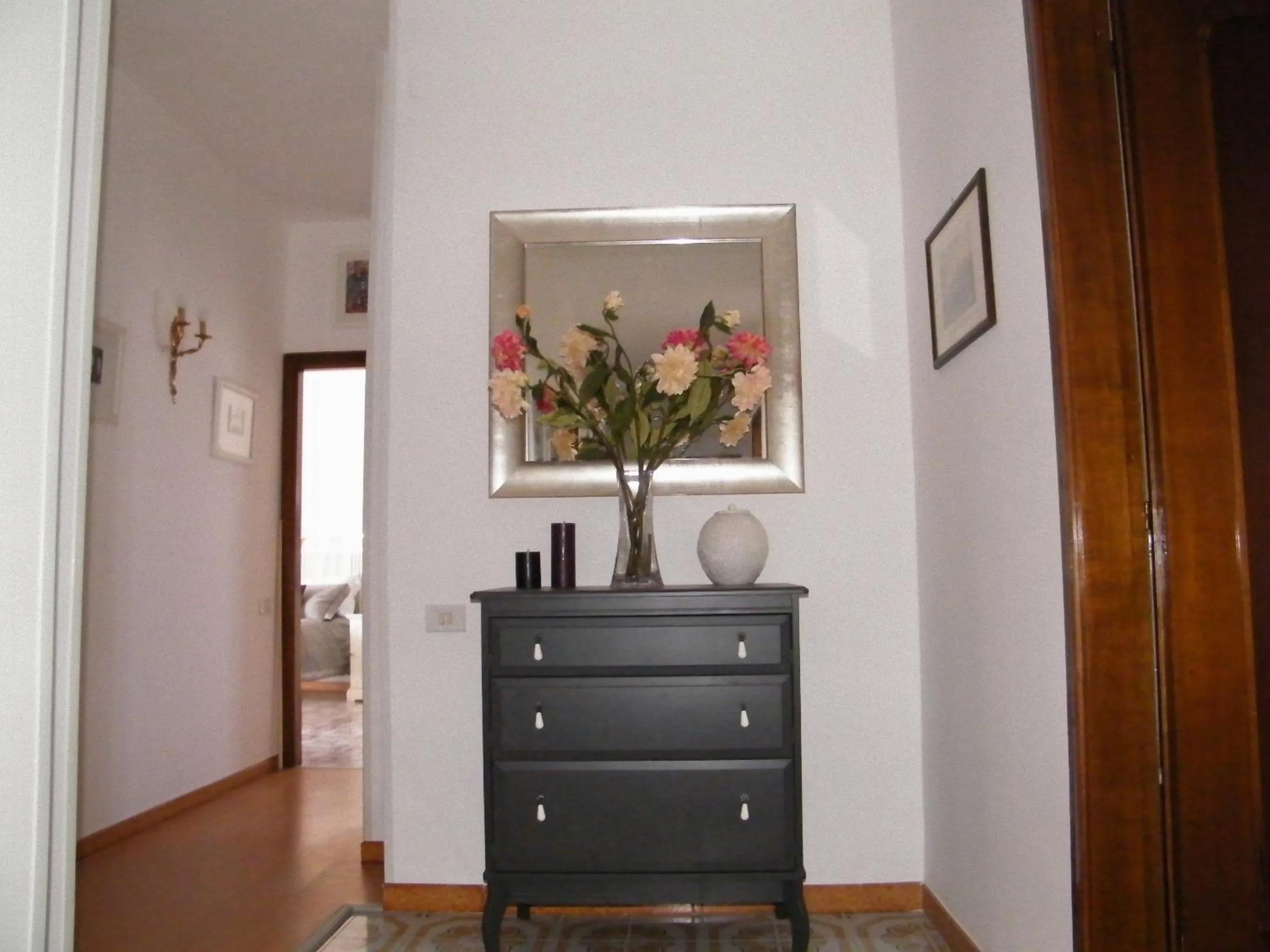 Decorative detail in B&B A Casa Di Mario Scafati