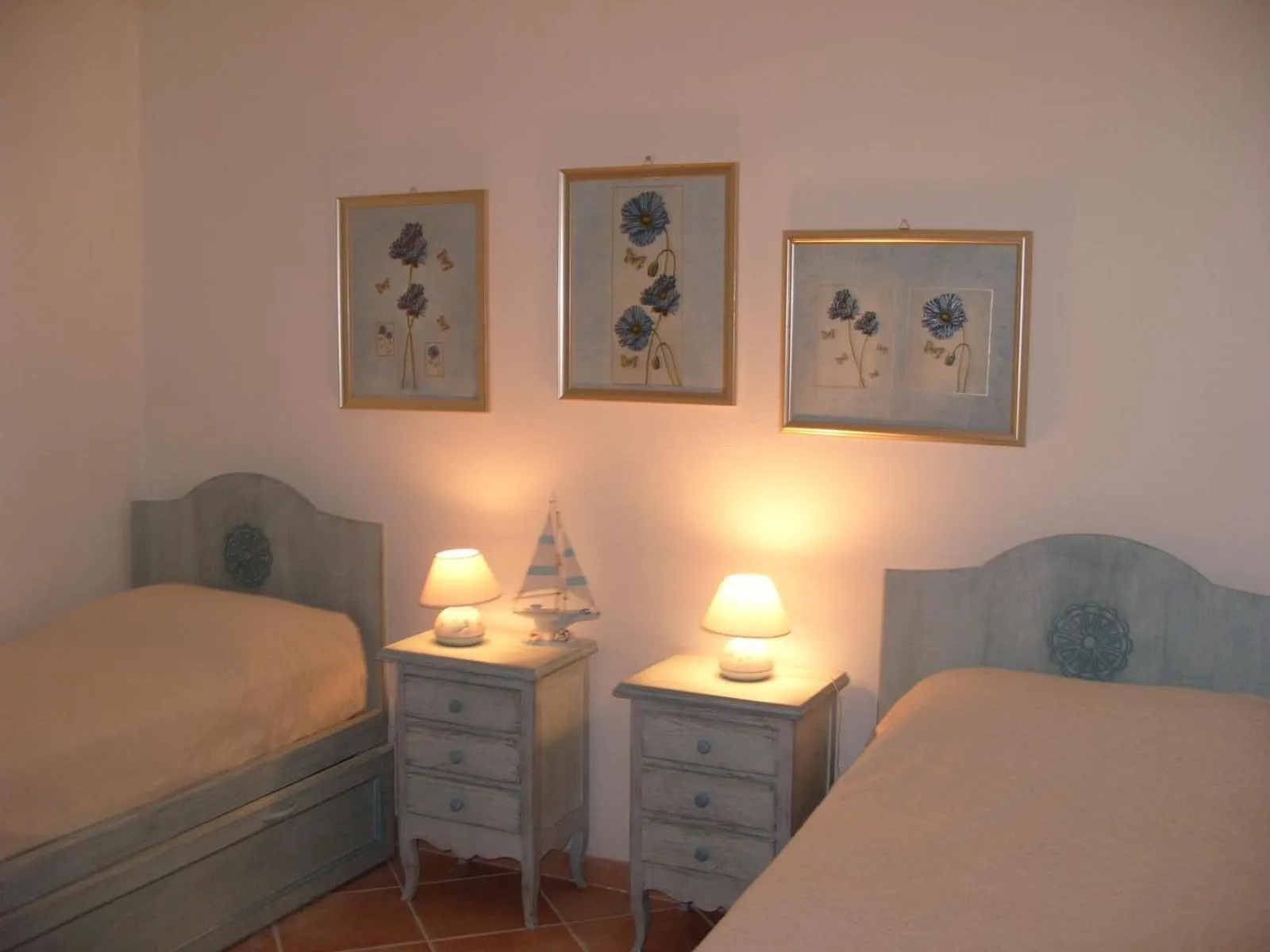 Bedroom, Bed in Marinella, Sardegna