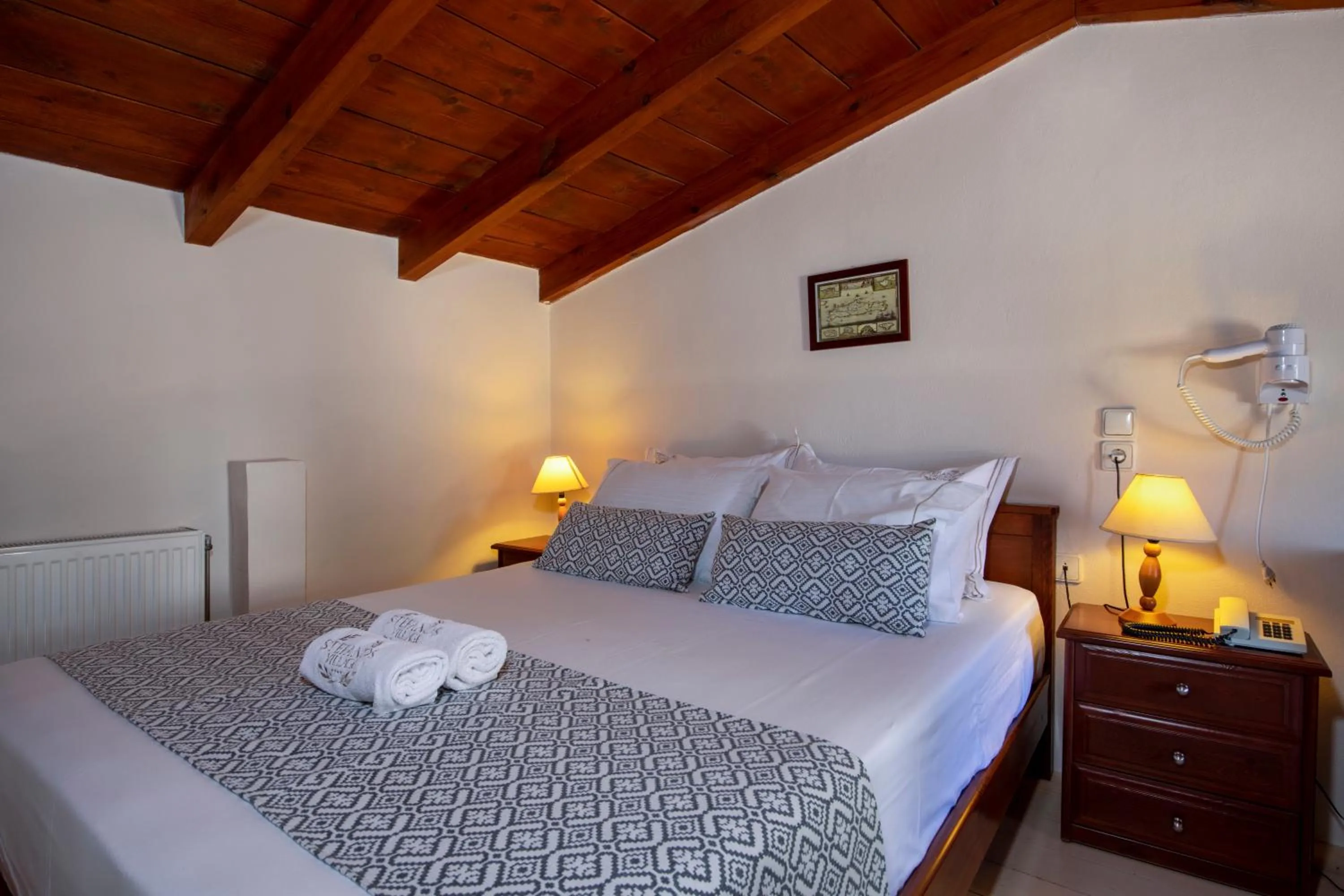 Bedroom, Bed in Stefanos Village Hotel