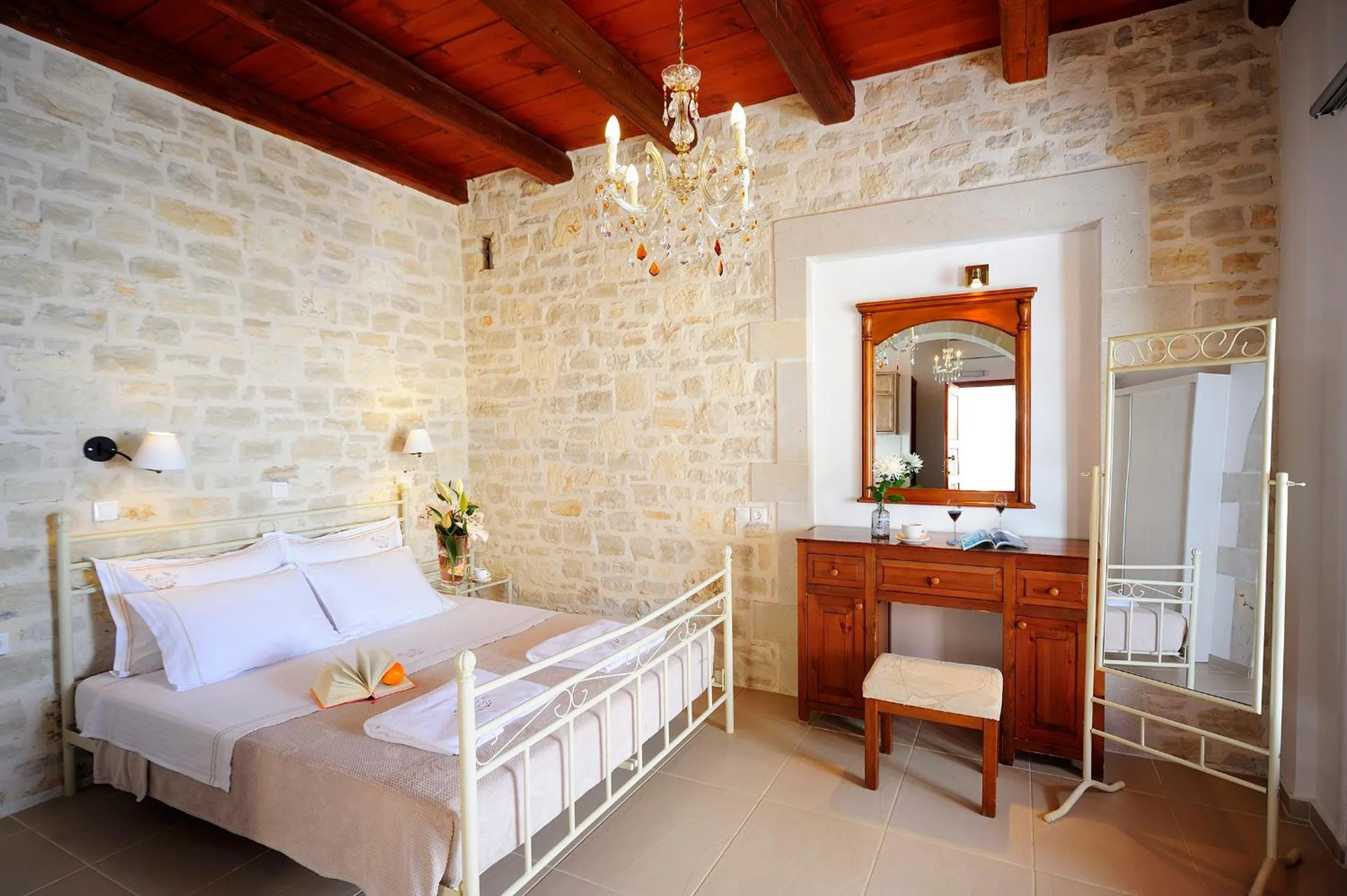 Summer, Bed in Stefanos Village Hotel
