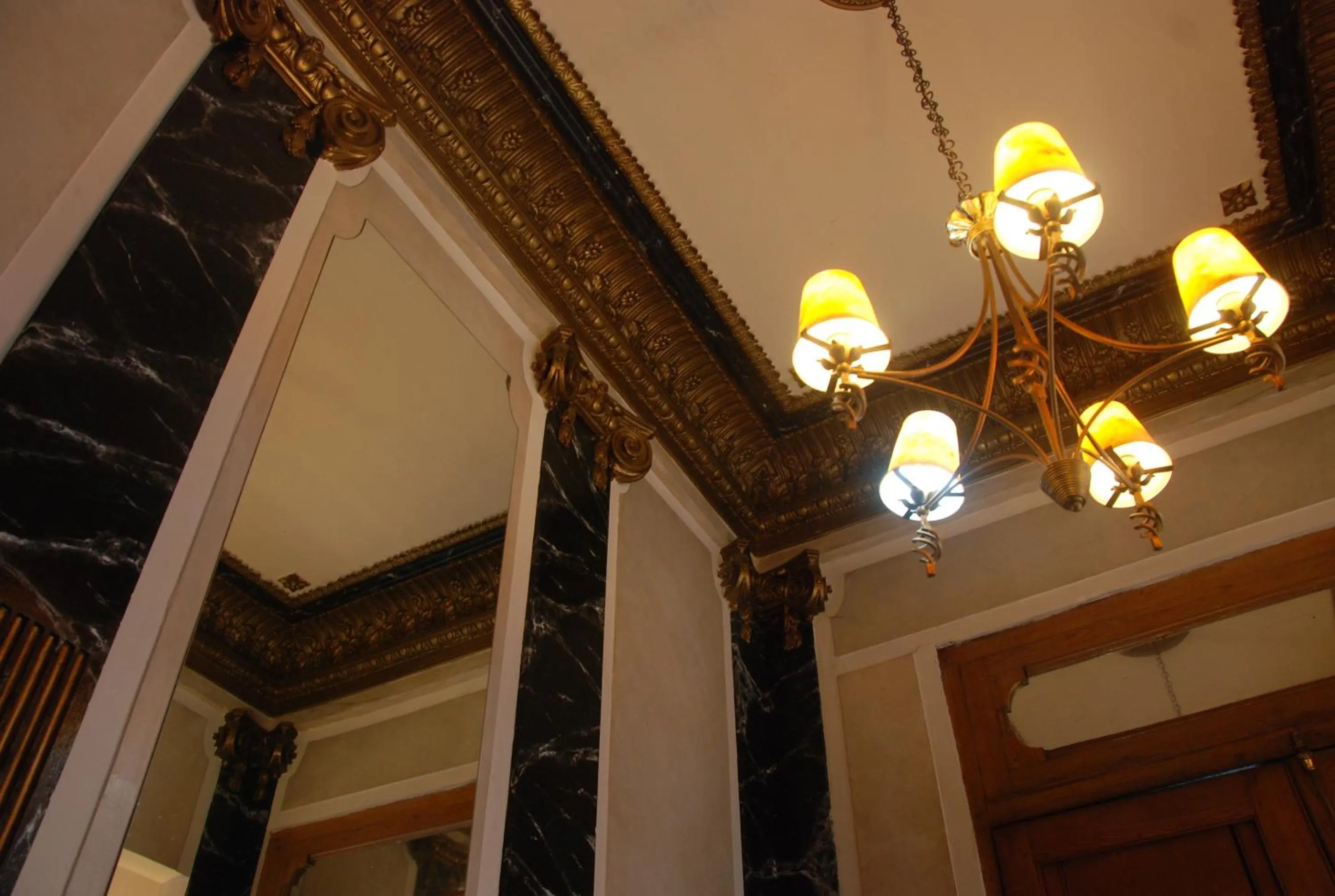 Facade/entrance in Hotel Benevento