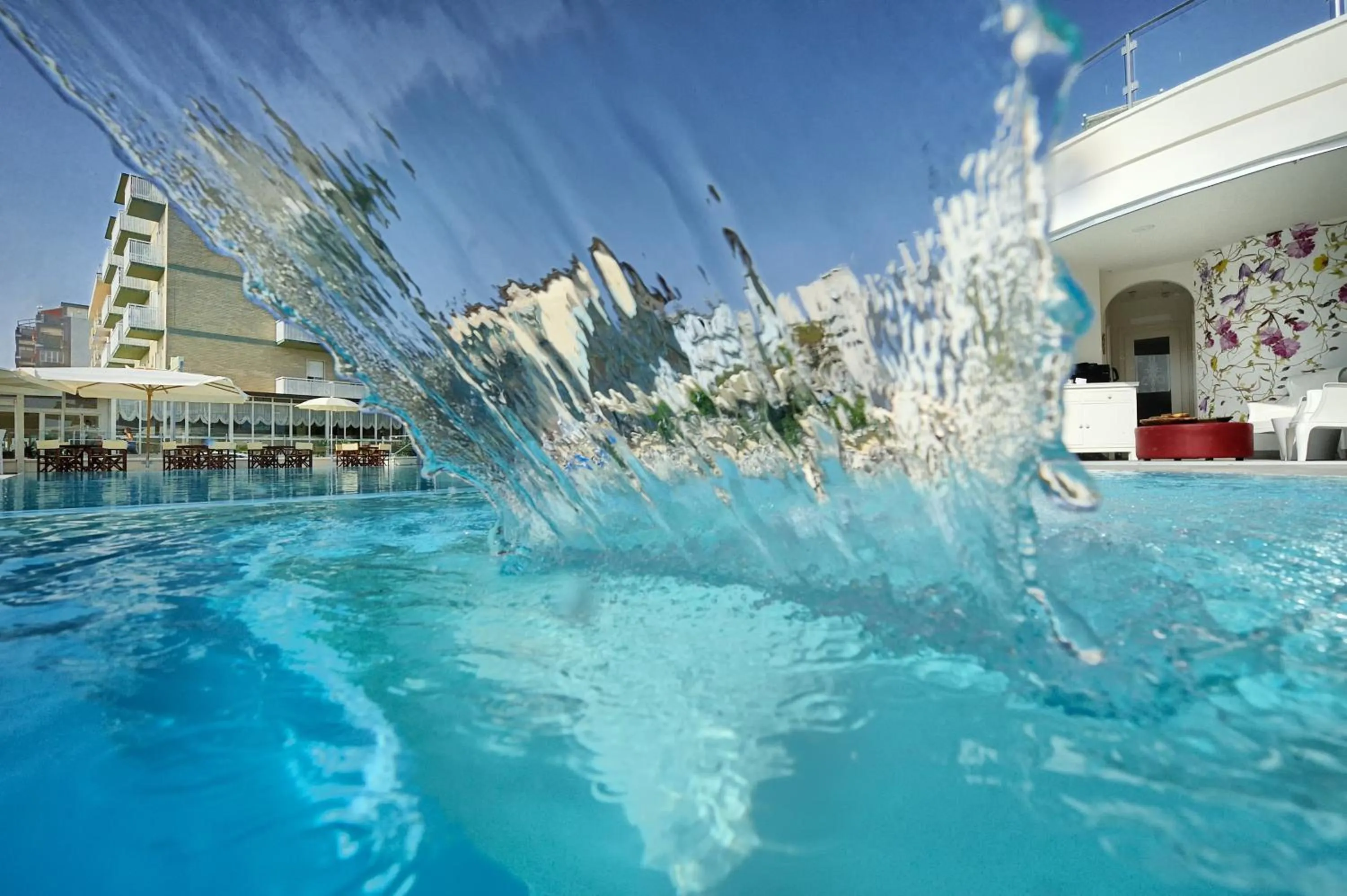 Swimming pool in Hotel Caesar