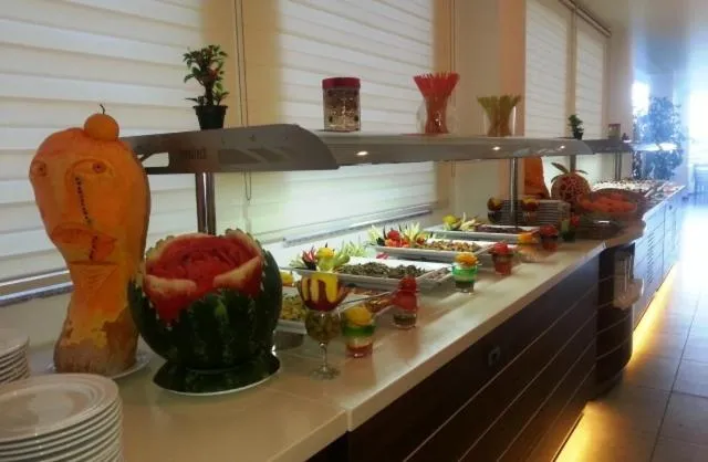 Restaurant/places to eat in Montebello Resort Hotel - All Inclusive