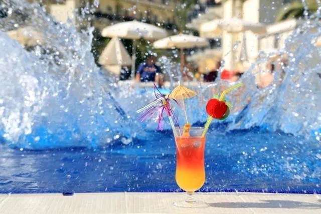 Swimming pool in Montebello Resort Hotel - All Inclusive