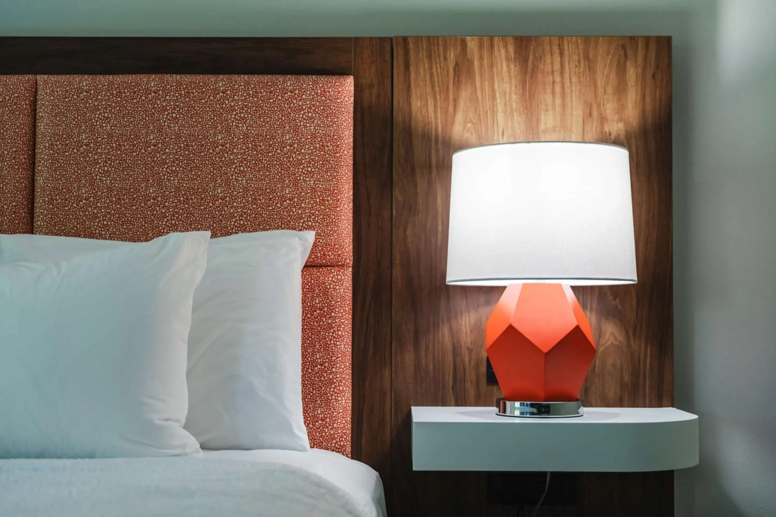 King Room - Mobility Access/Non-Smoking in Hampton Inn Milford King Room - Mobility Access/Non-Smoking in Hampton Inn Milford