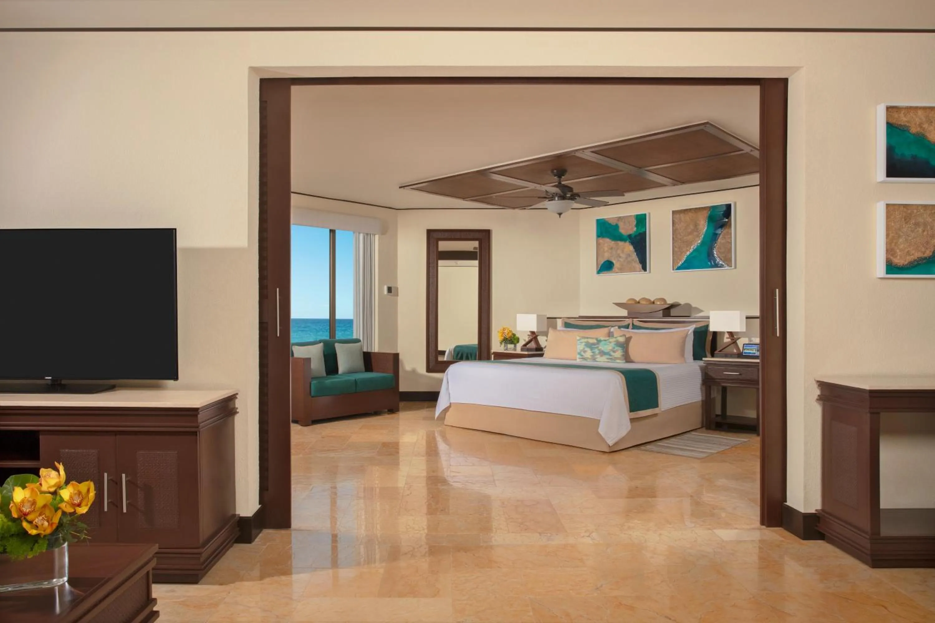 Photo of the whole room, Bed in Dreams Riviera Cancun Resort & Spa - All Inclusive