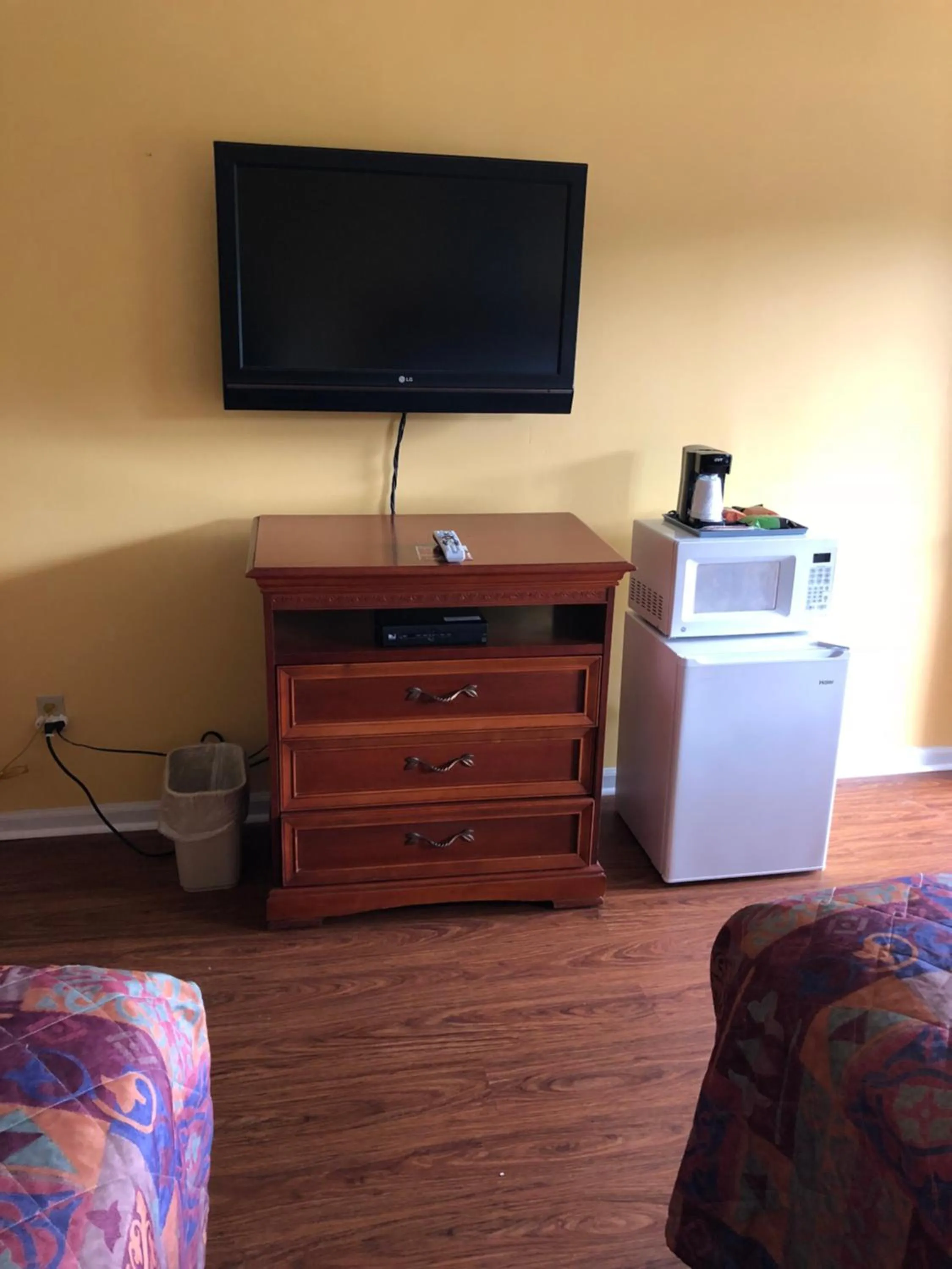 Americas Best Value Inn - Jonesville